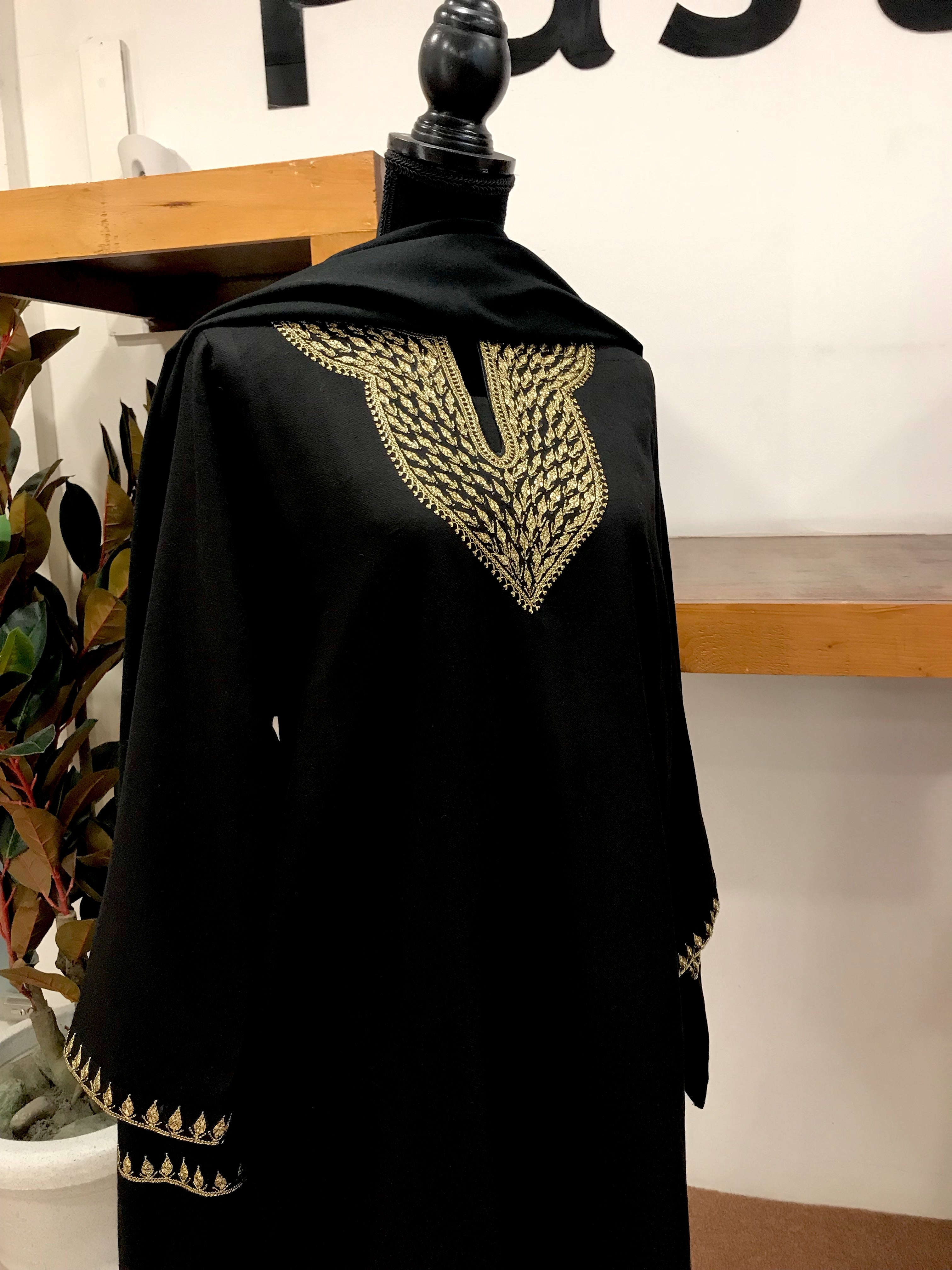 Pure pashmina blend kurta and stole with hand TIlla PWB120