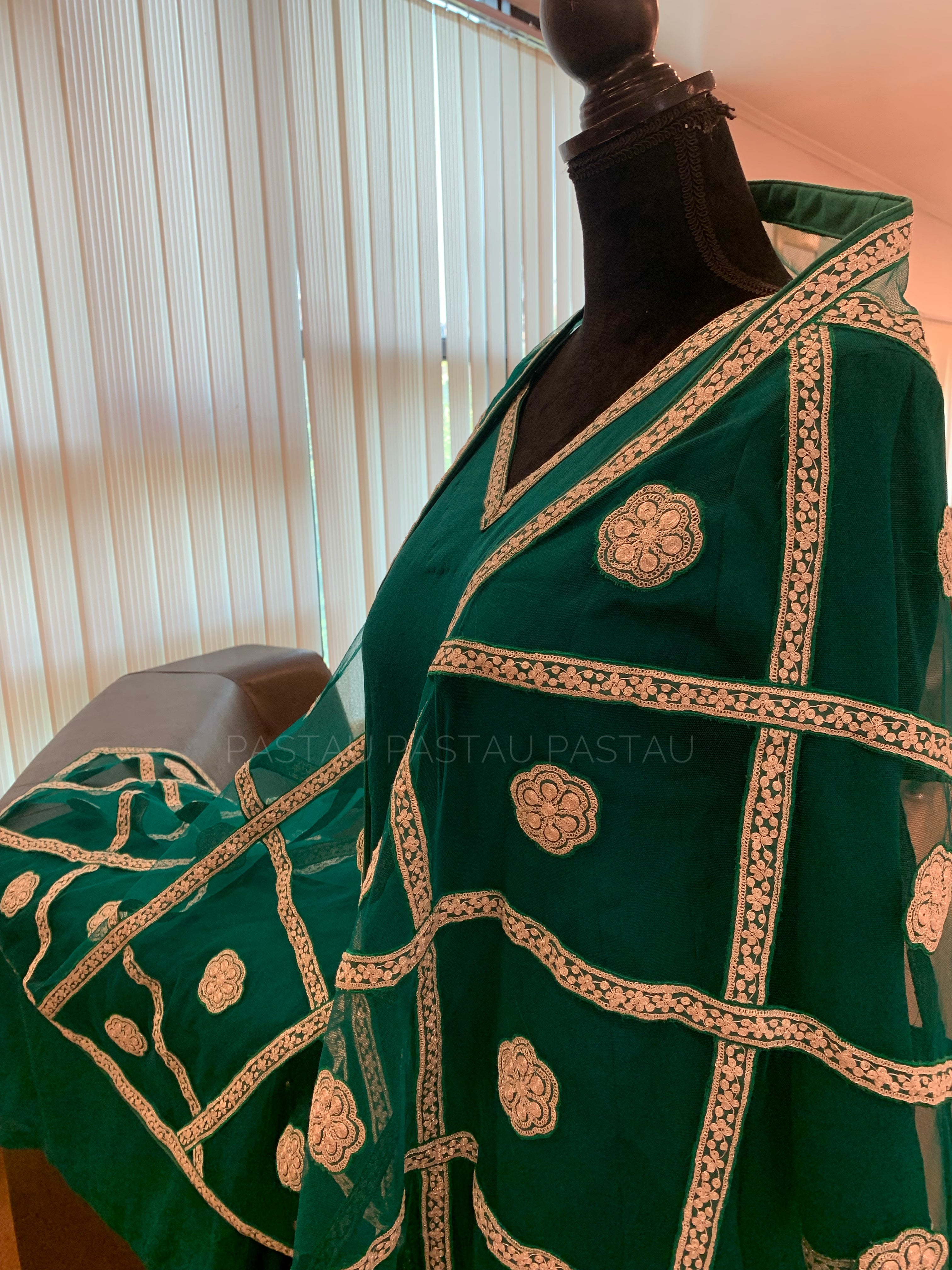 Pure chinon dress with machine Tilla