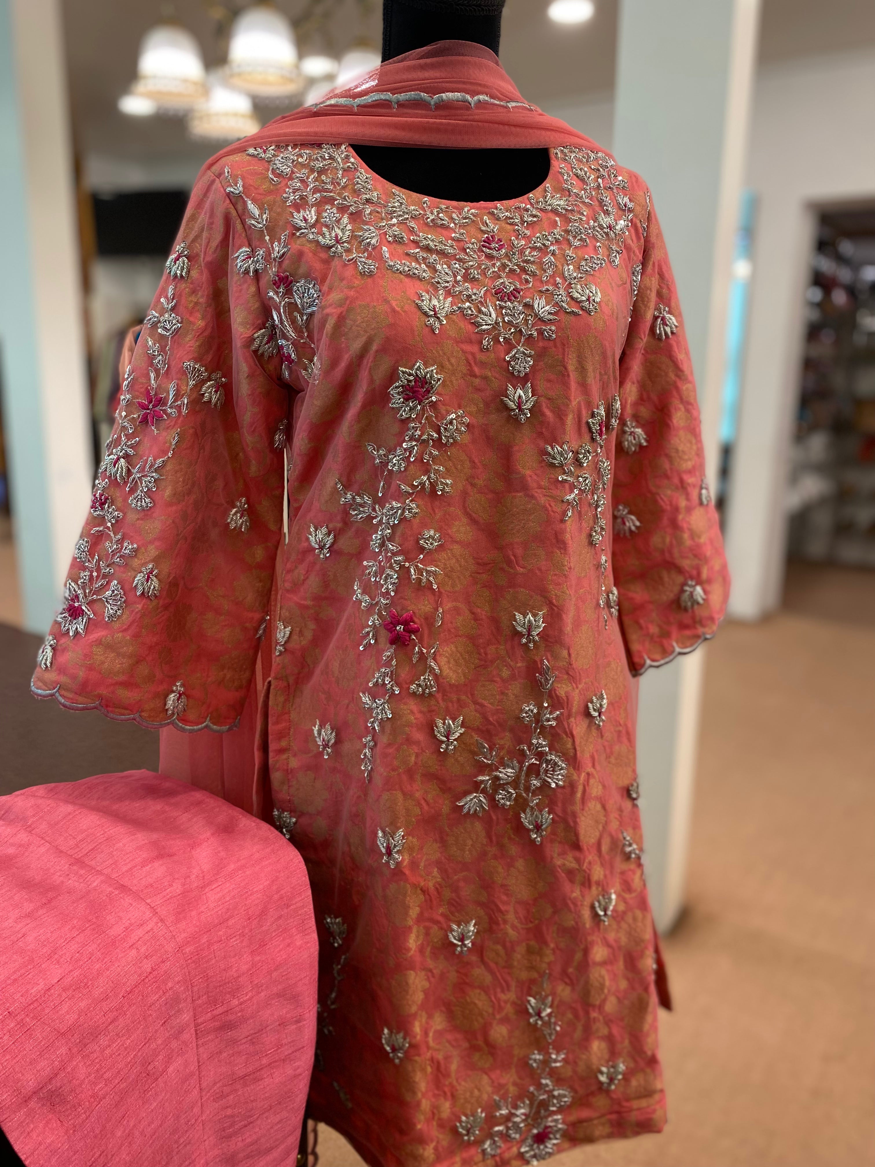 Pink hand embroidered suit 3pc stitched
