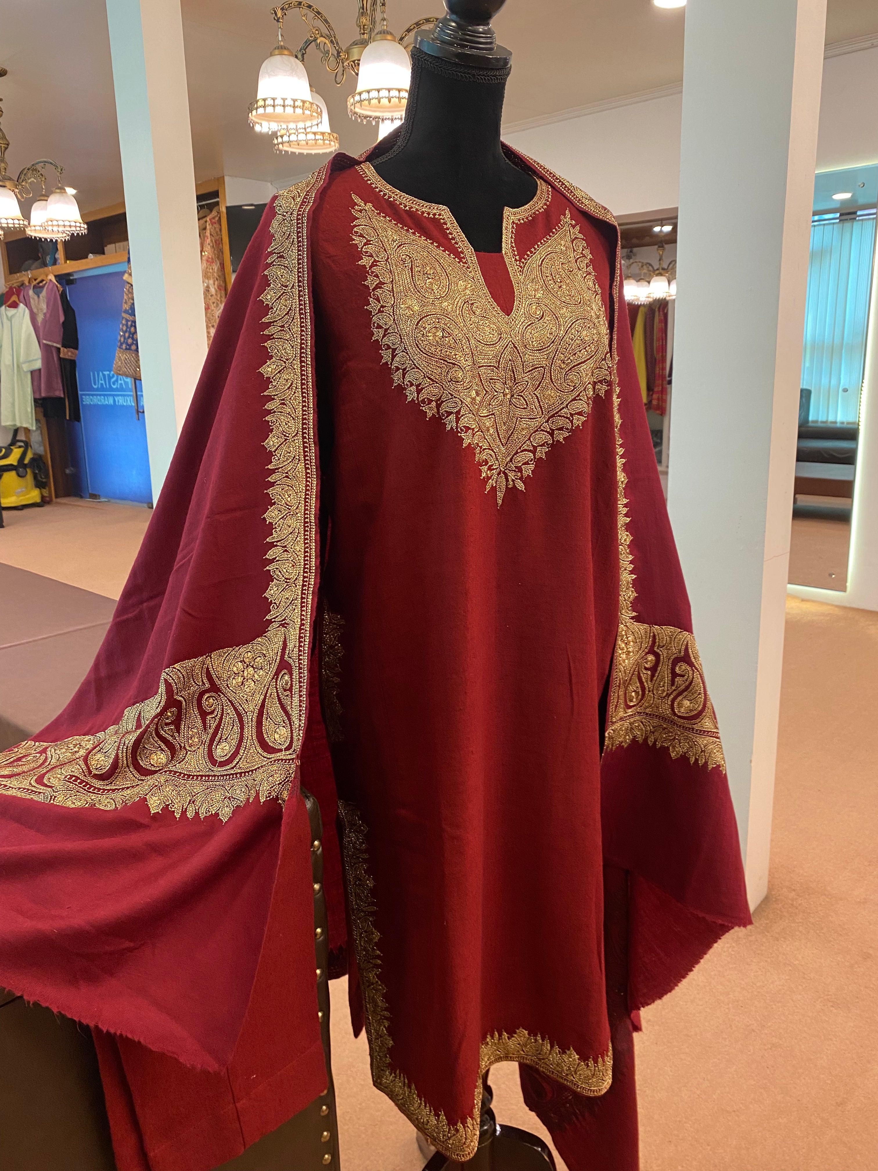 Hand Tilla Pashmina pheran set 3pc stitched