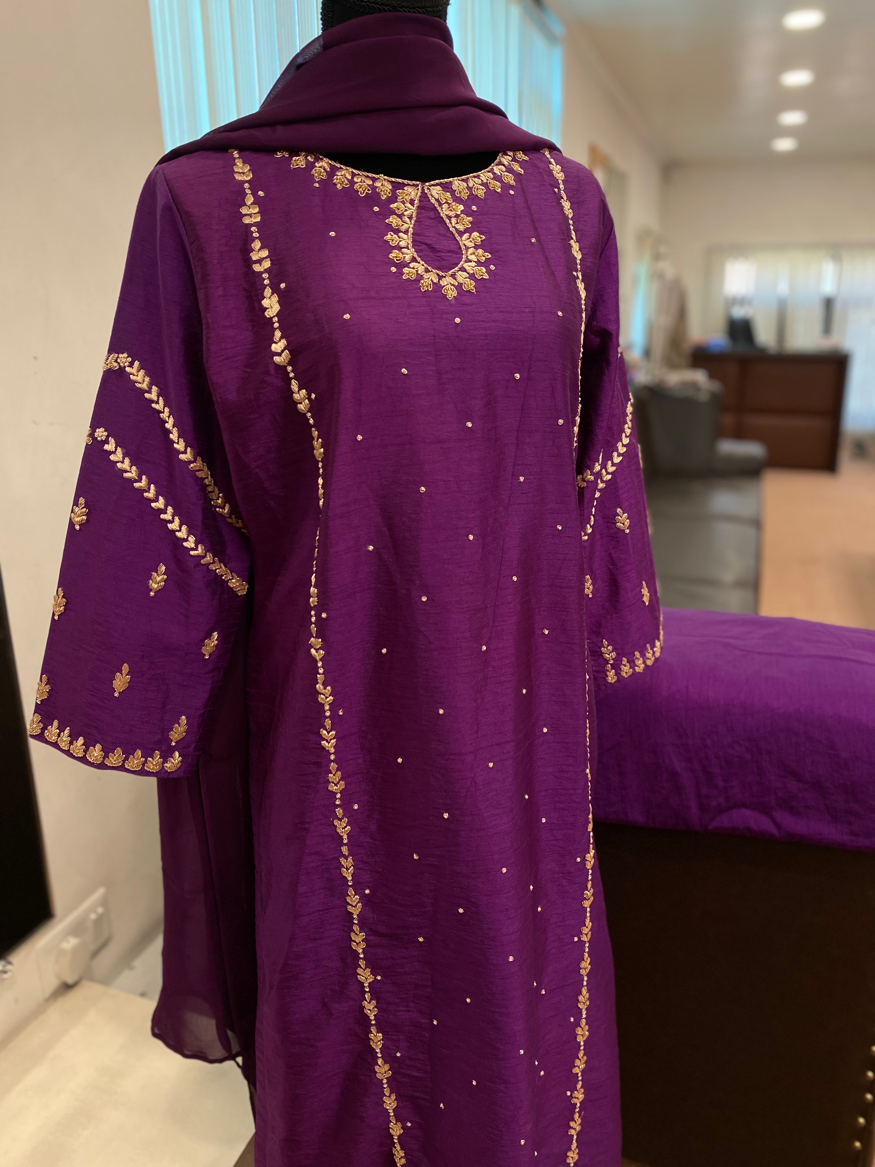 Raw silk handembroidered suit