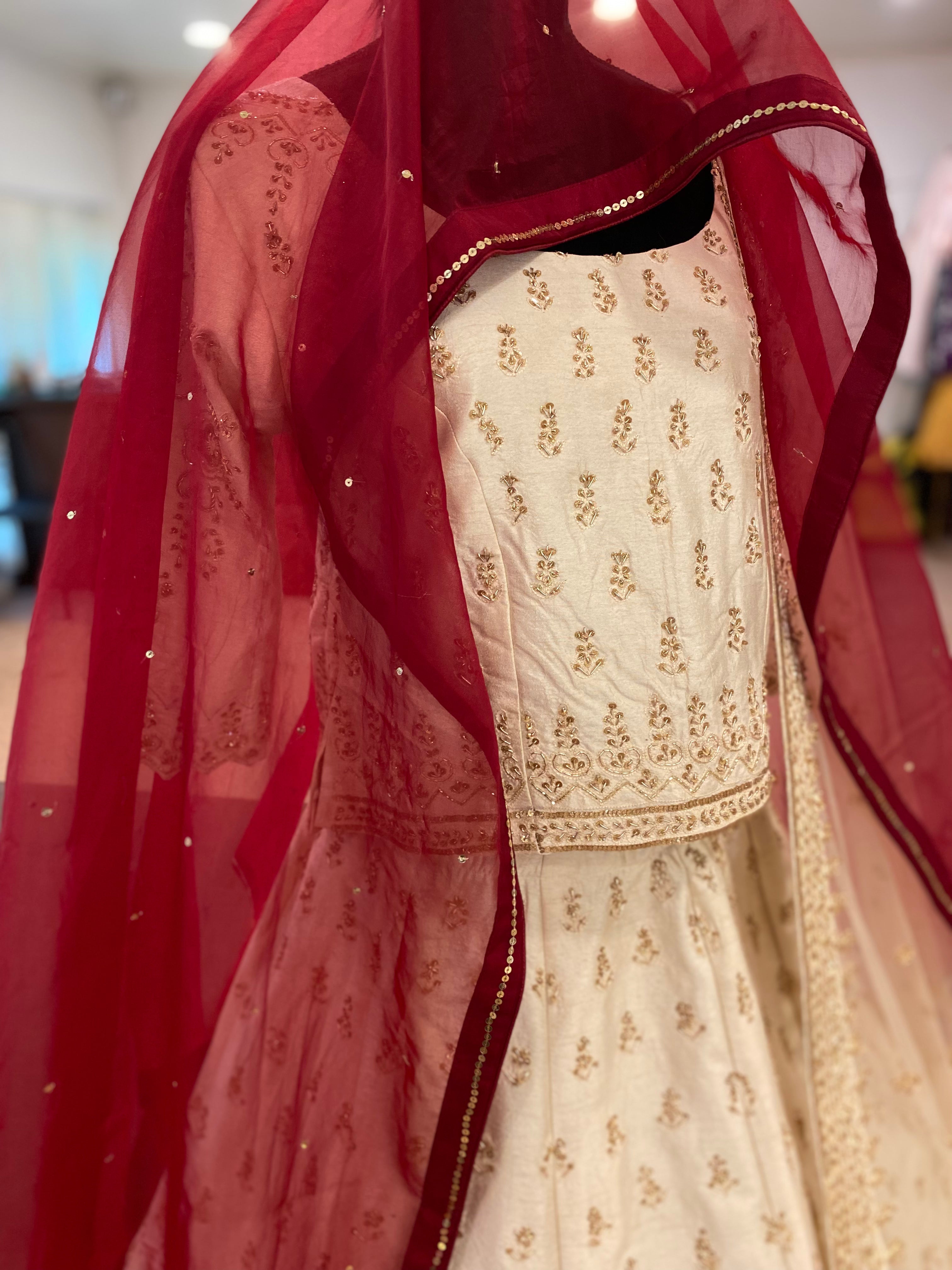 Hand embroidered Lehanga with double duppata