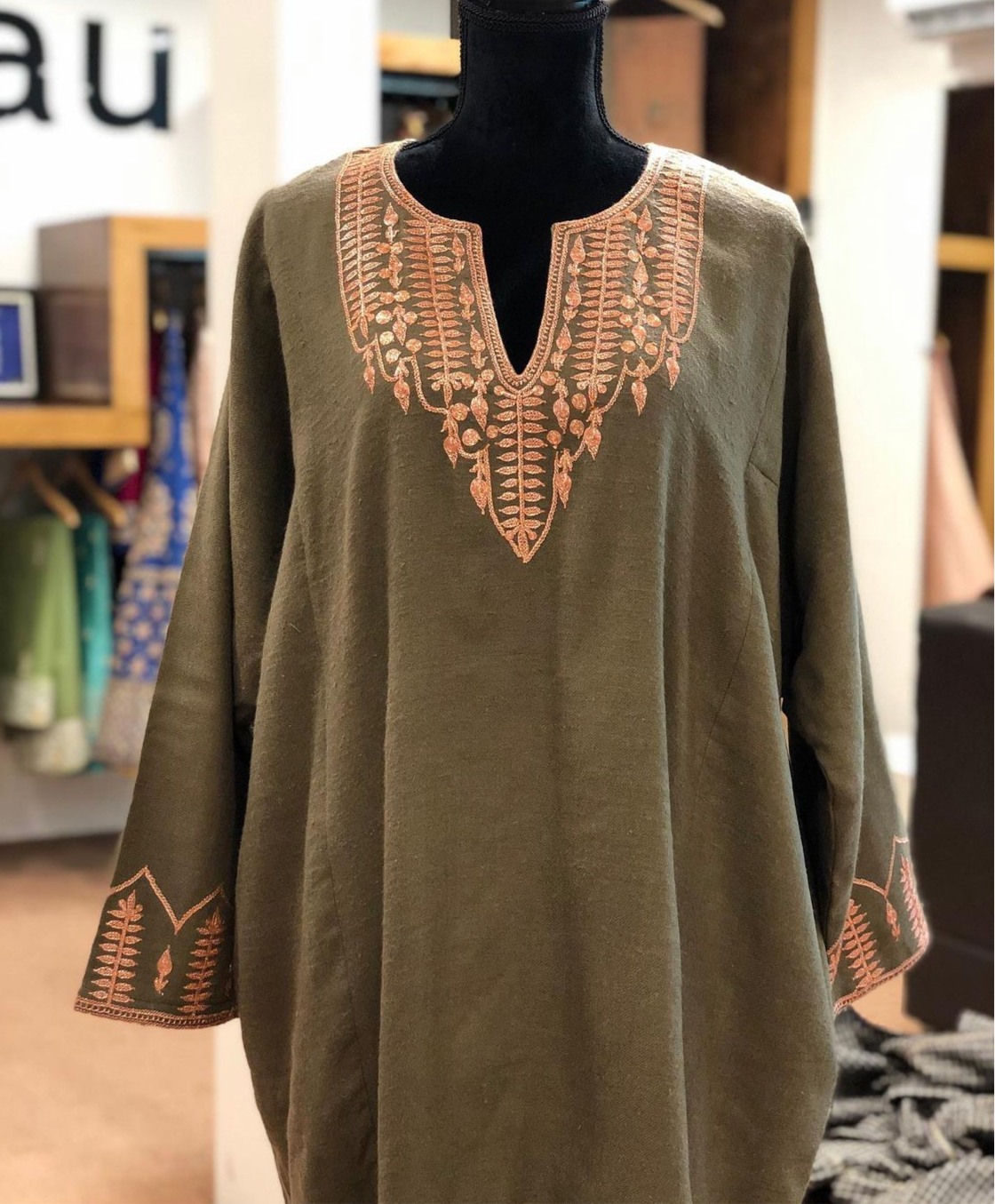 Pure pashmina wool blend pheran with hand tilla - PWB027