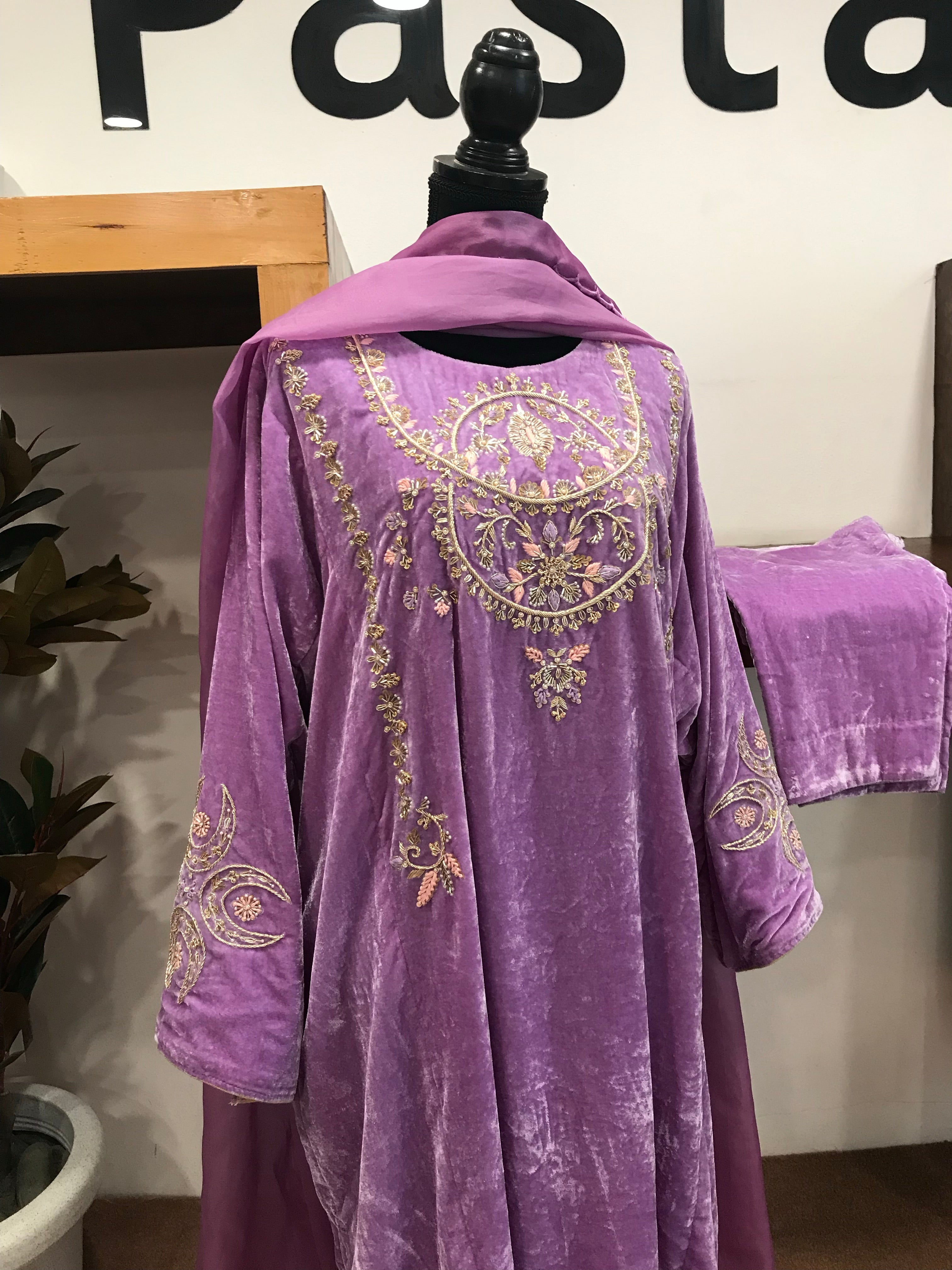 Handembroidered Dress 3pc stitched.