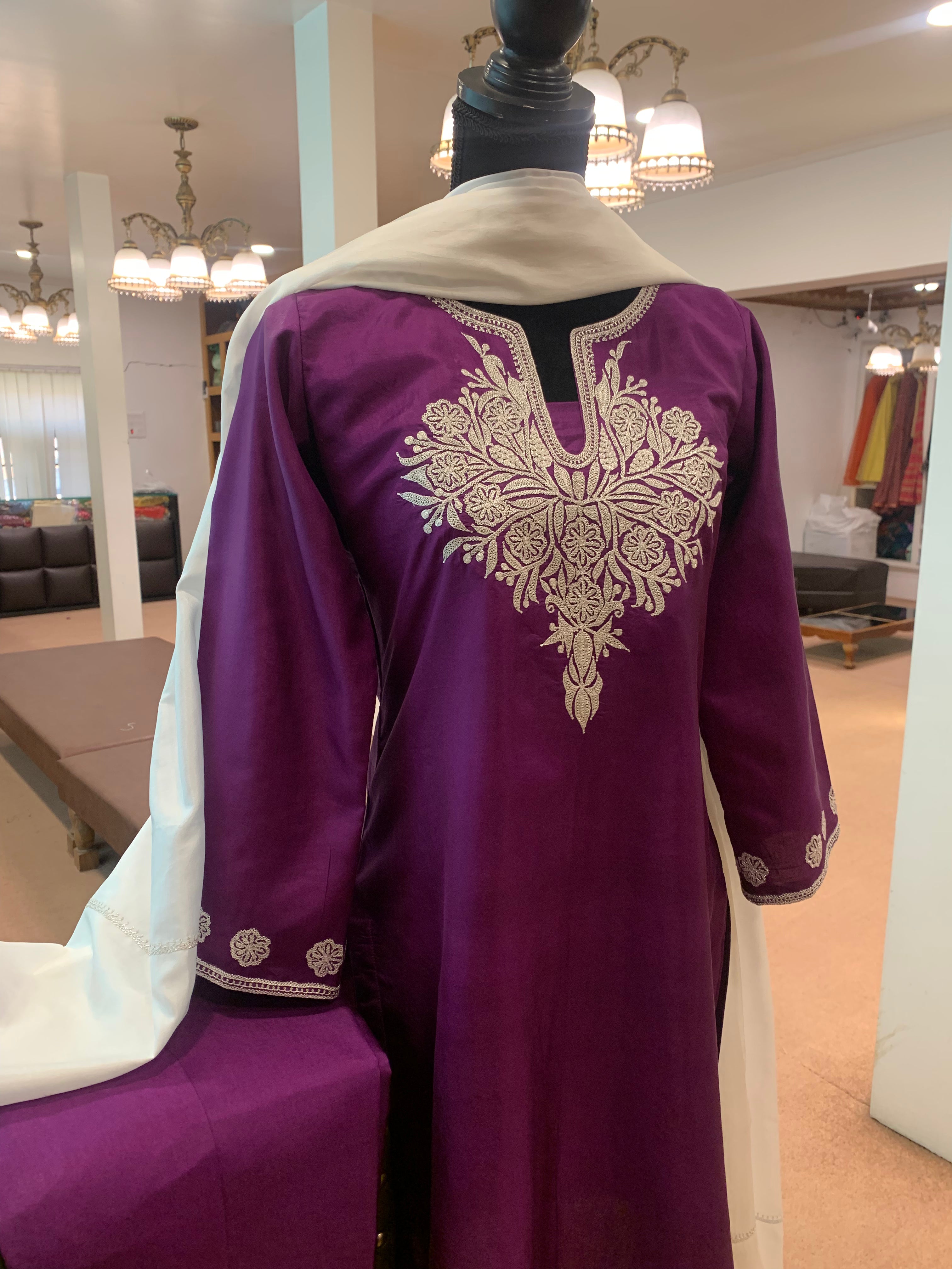 Pure silk hand Tilla 3pc suit stitched