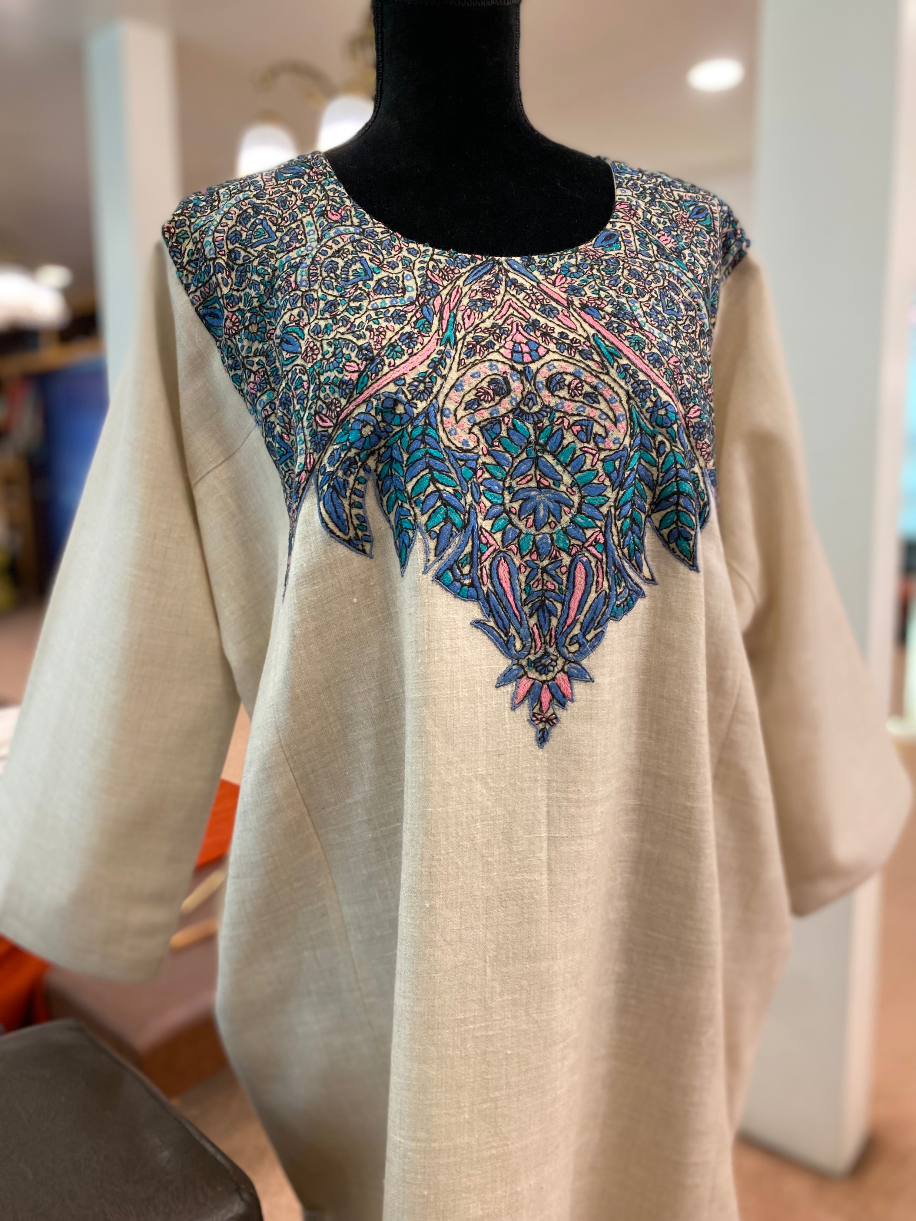 Pure pashmina blend pheran with hand sozni pwb167