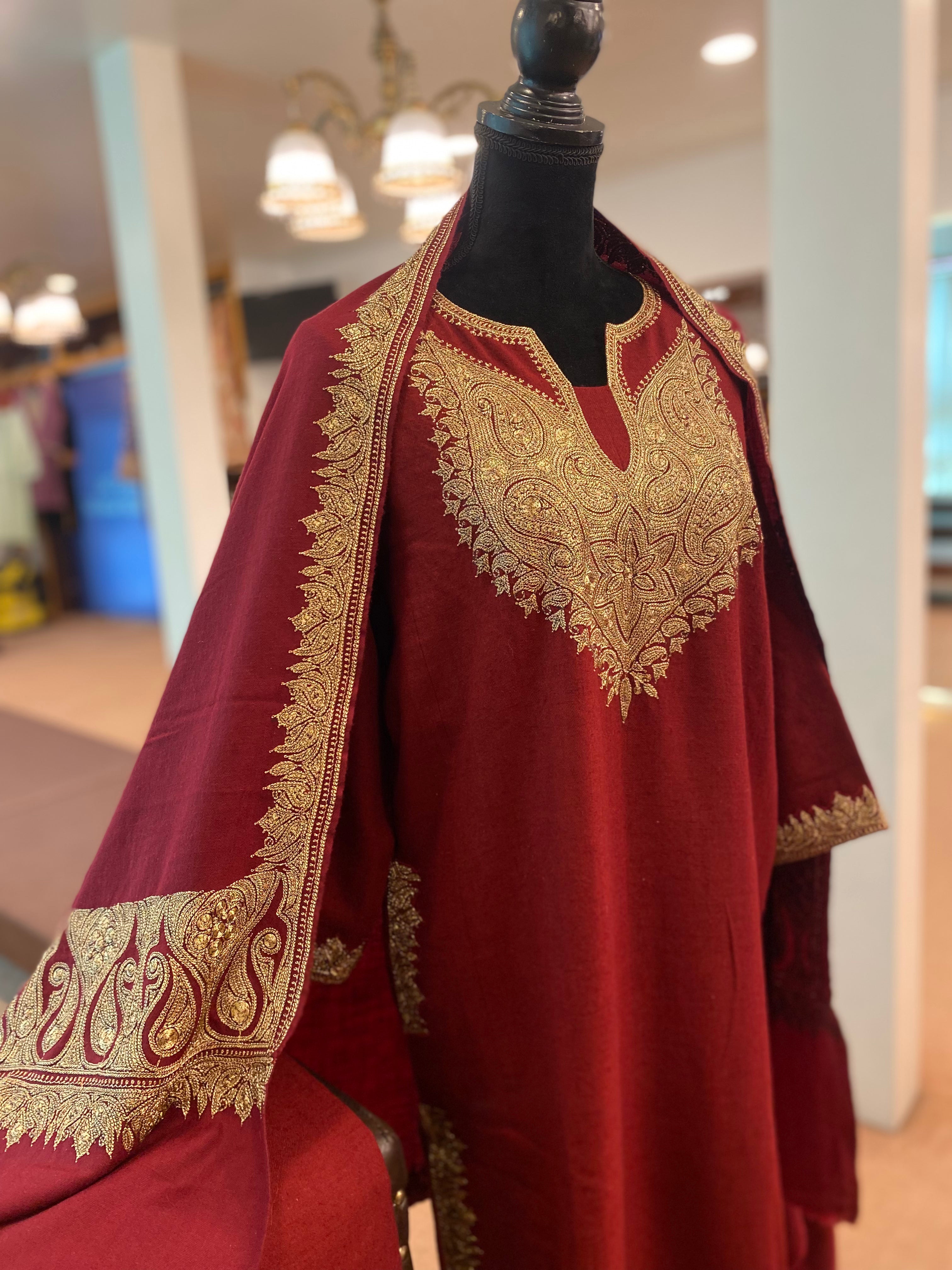 Hand Tilla Pashmina pheran set 3pc stitched