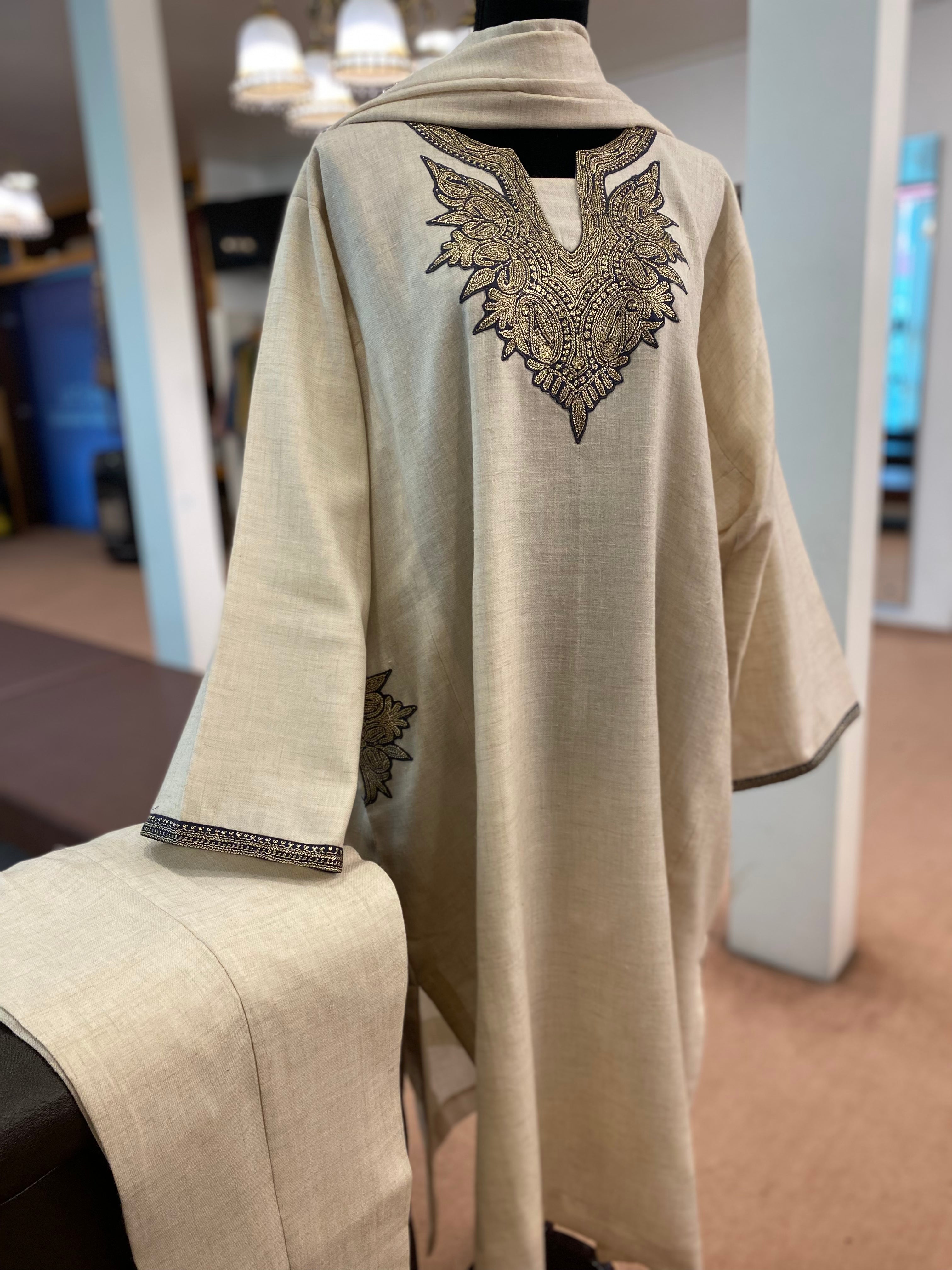 Pure pashmina blend Hand Tilla pheran set