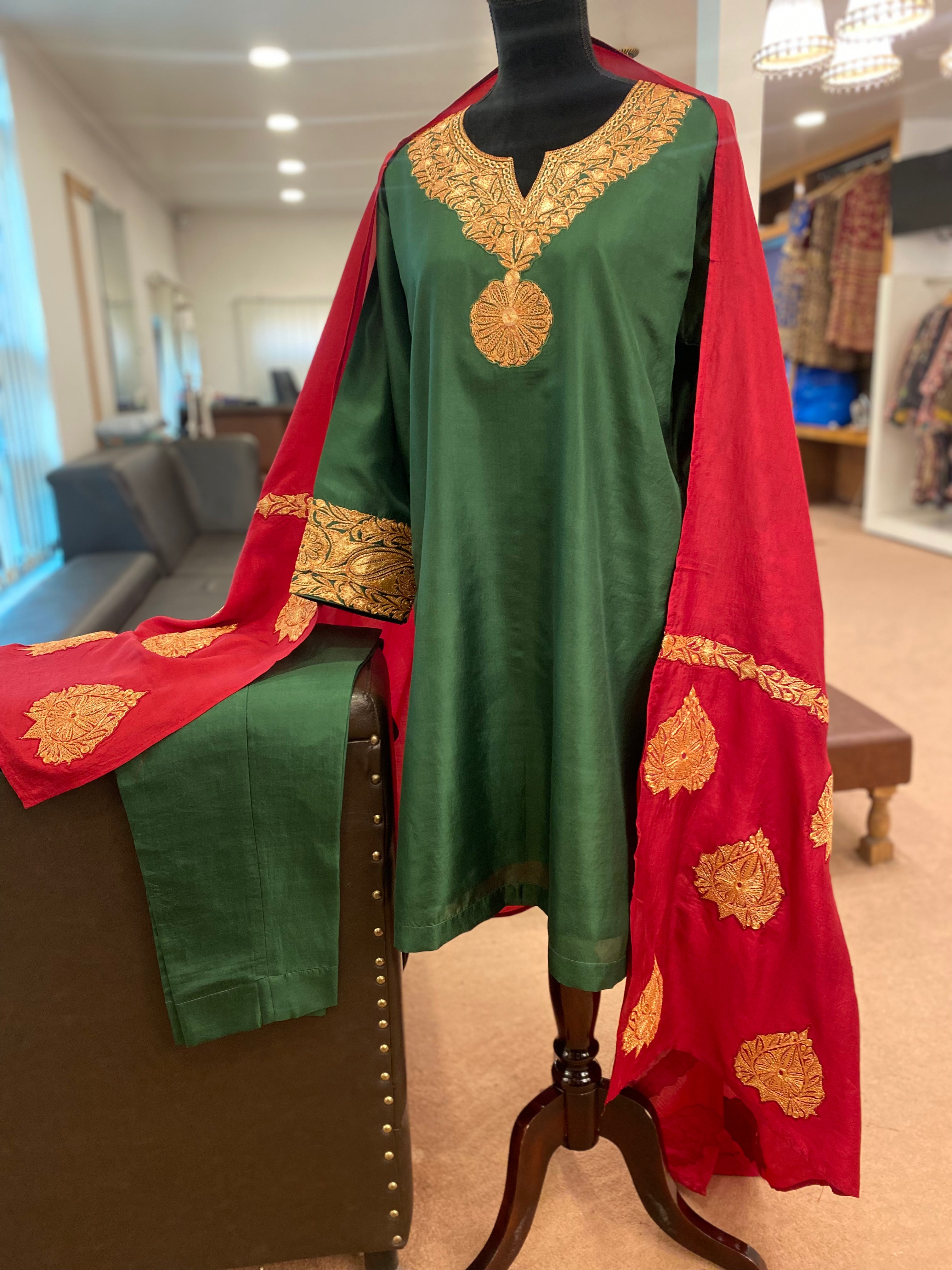 Pure silk tilla suit 3pc stitched