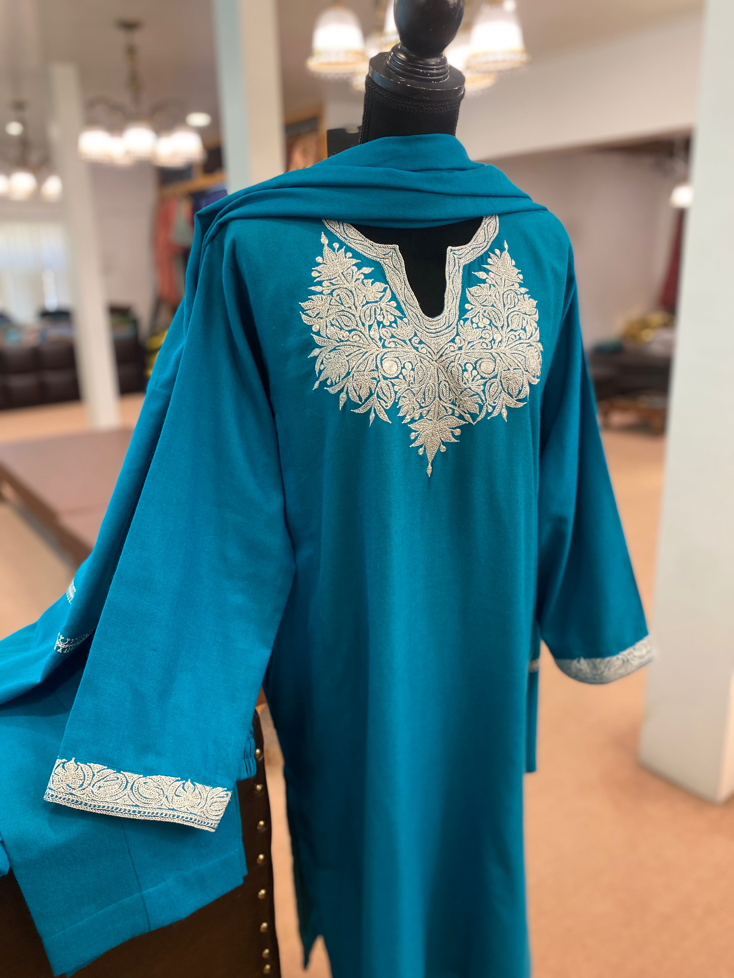 Pure pashmina blend pheran set 3pc stitched