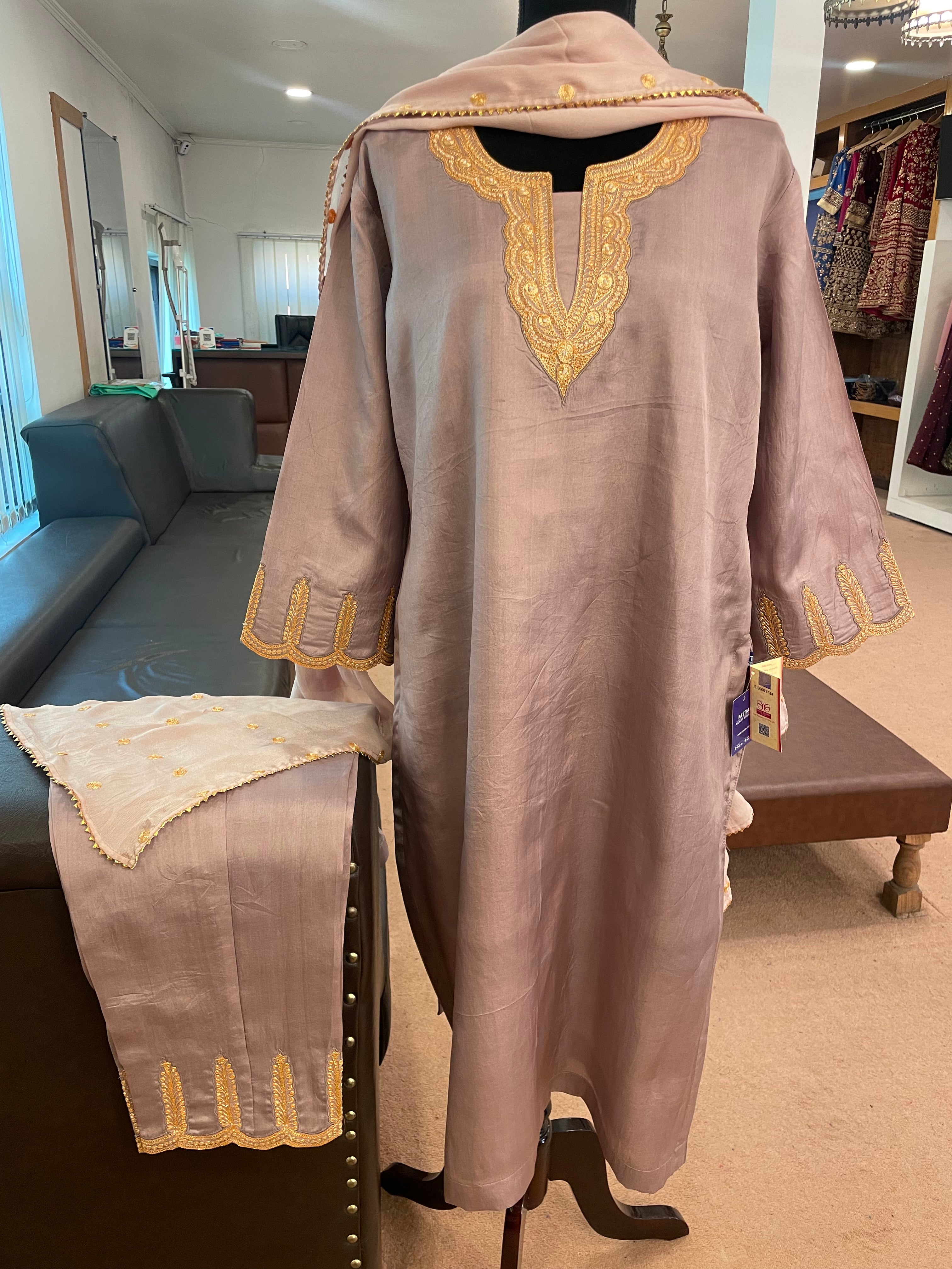 Puresilk tilla kurta set Mtks332
