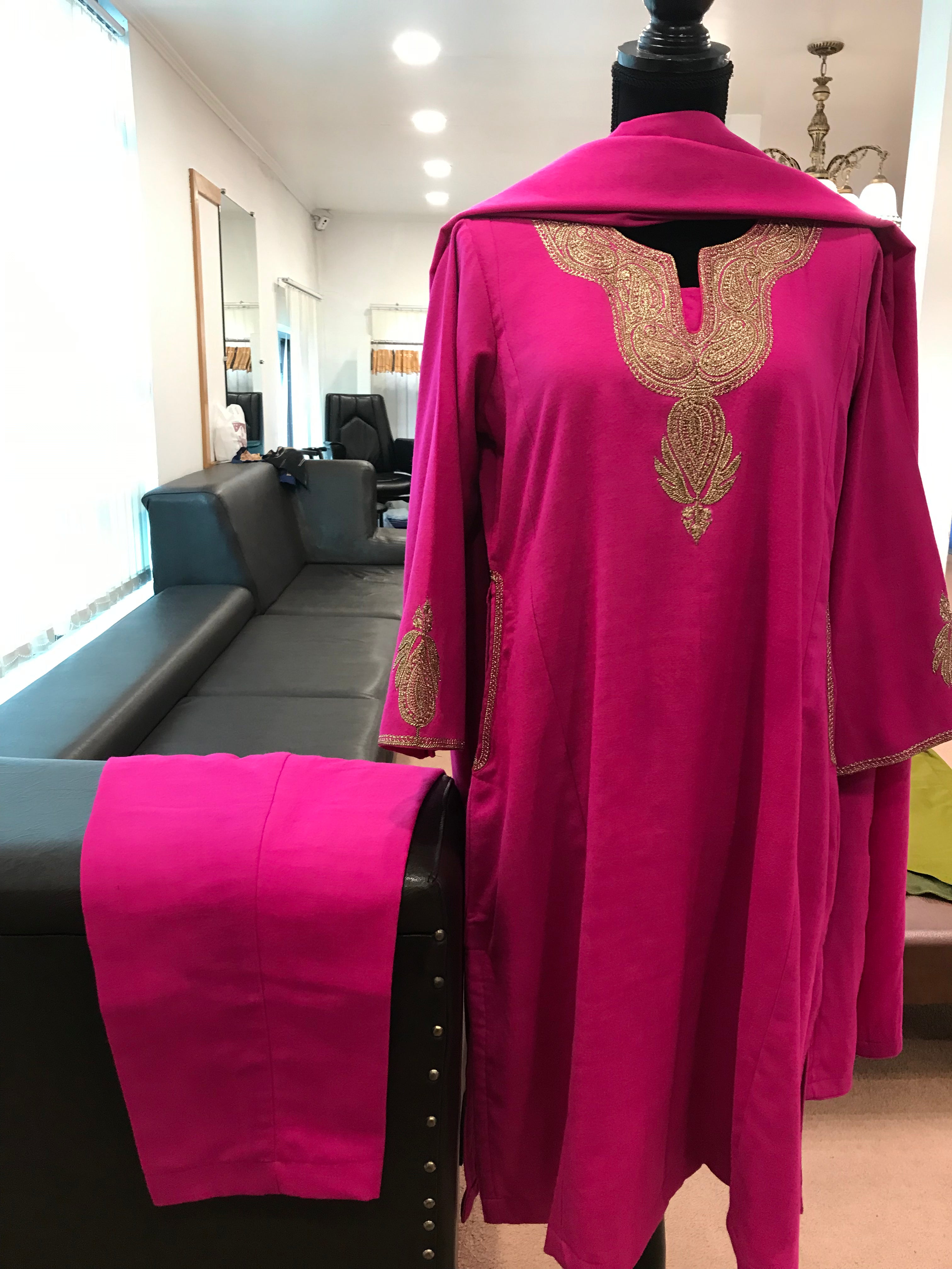 Pure pashmina and pure wool blend pheran set 3pc stitched.