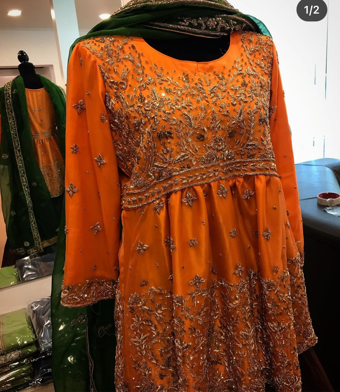 Handembroidered Dress - Pastau