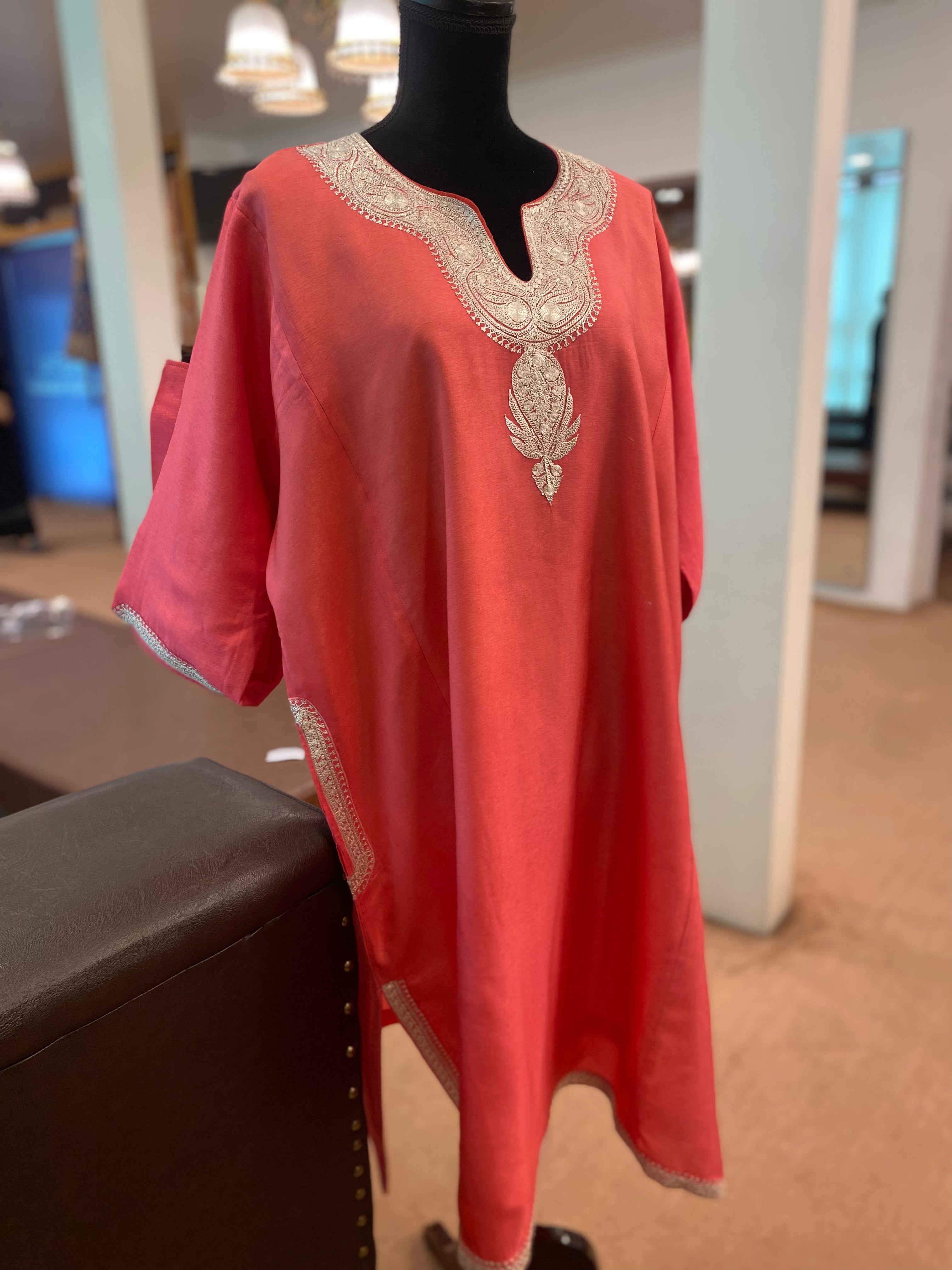 Hand Tilla qorab pheran stitched