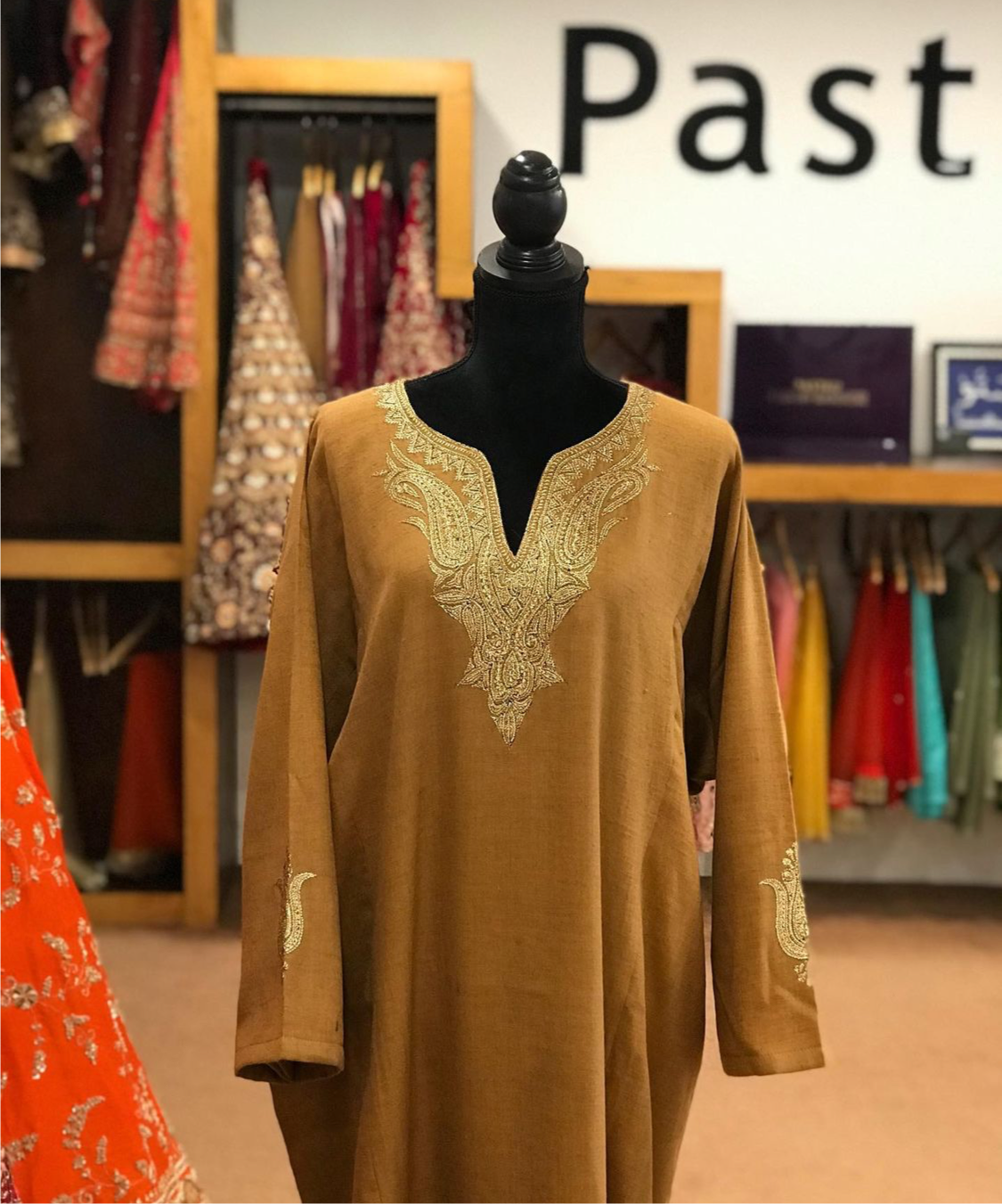 Pure pashmina wool blend pheran with hand tilla