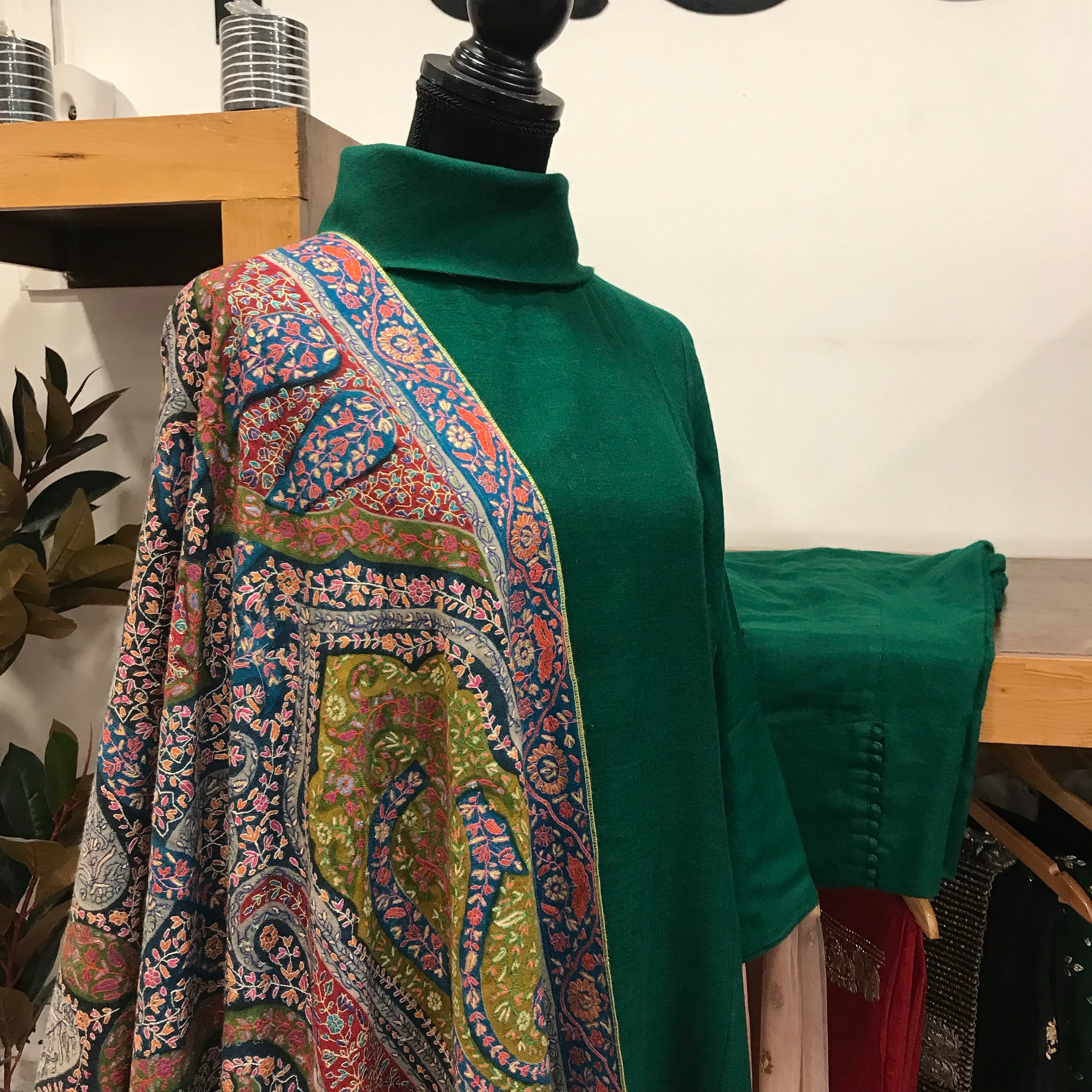 Purepashmina and pure wool blend kurta set 2pc stitched