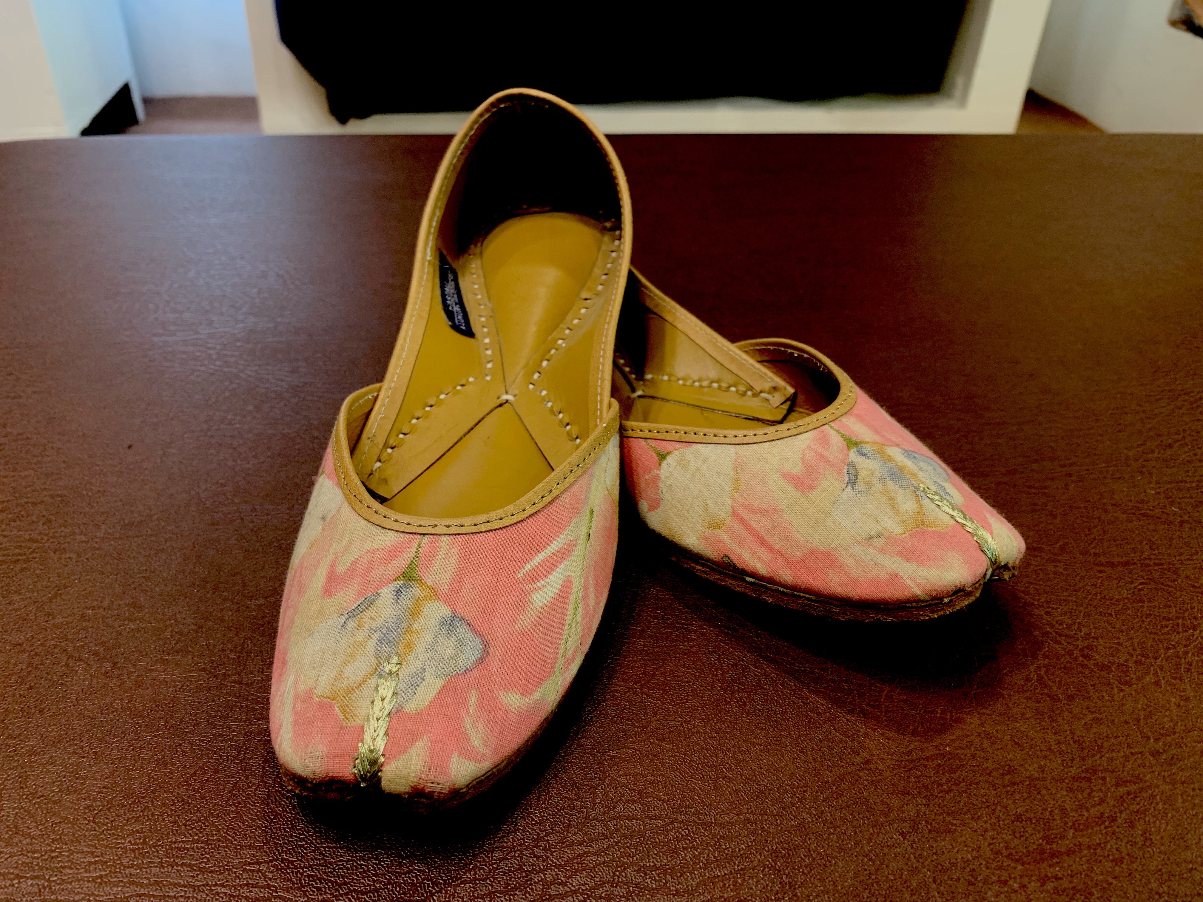 Handmade Genuine Leather jutti - Pastau