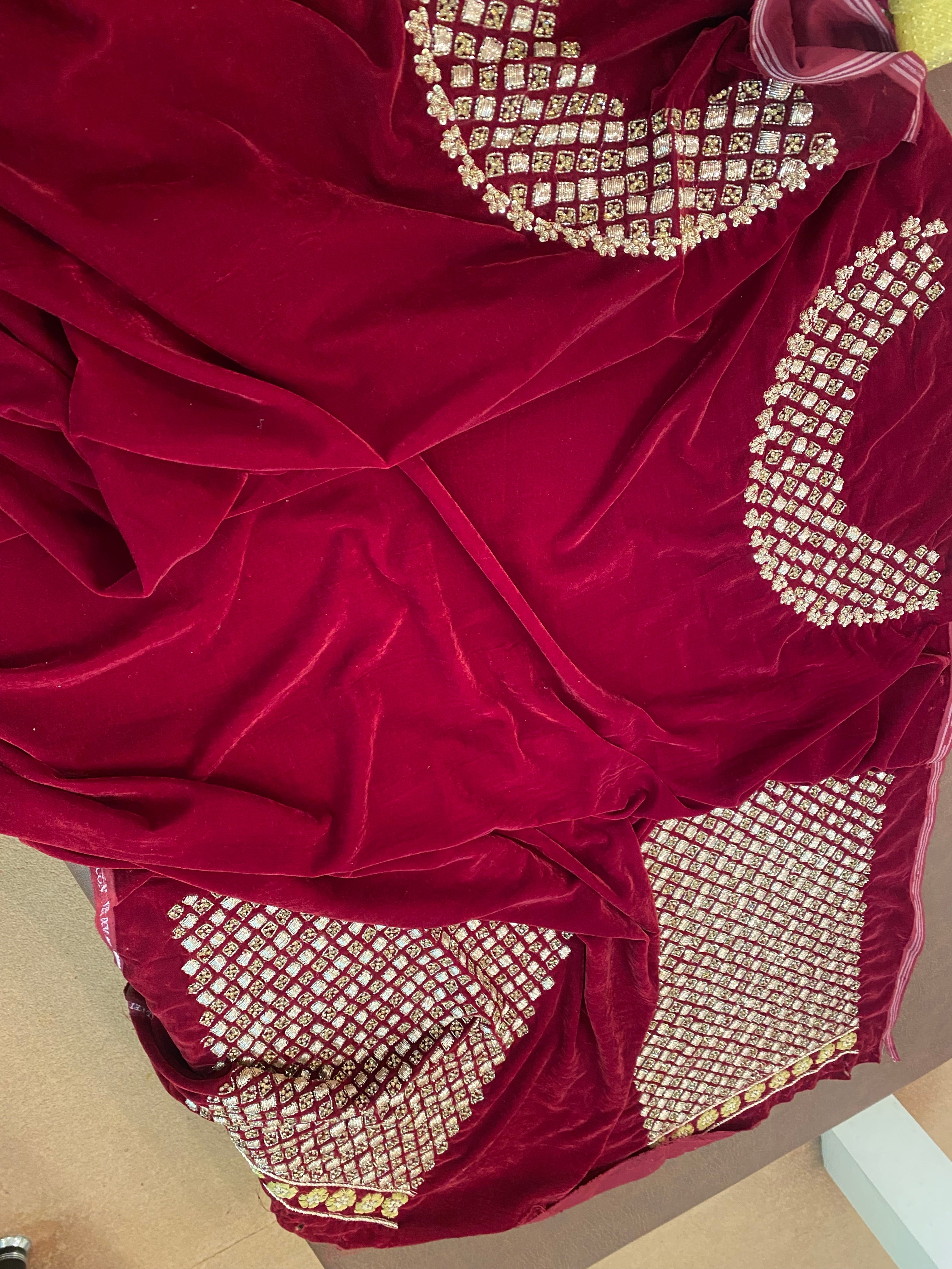 Velvet handwork shirt