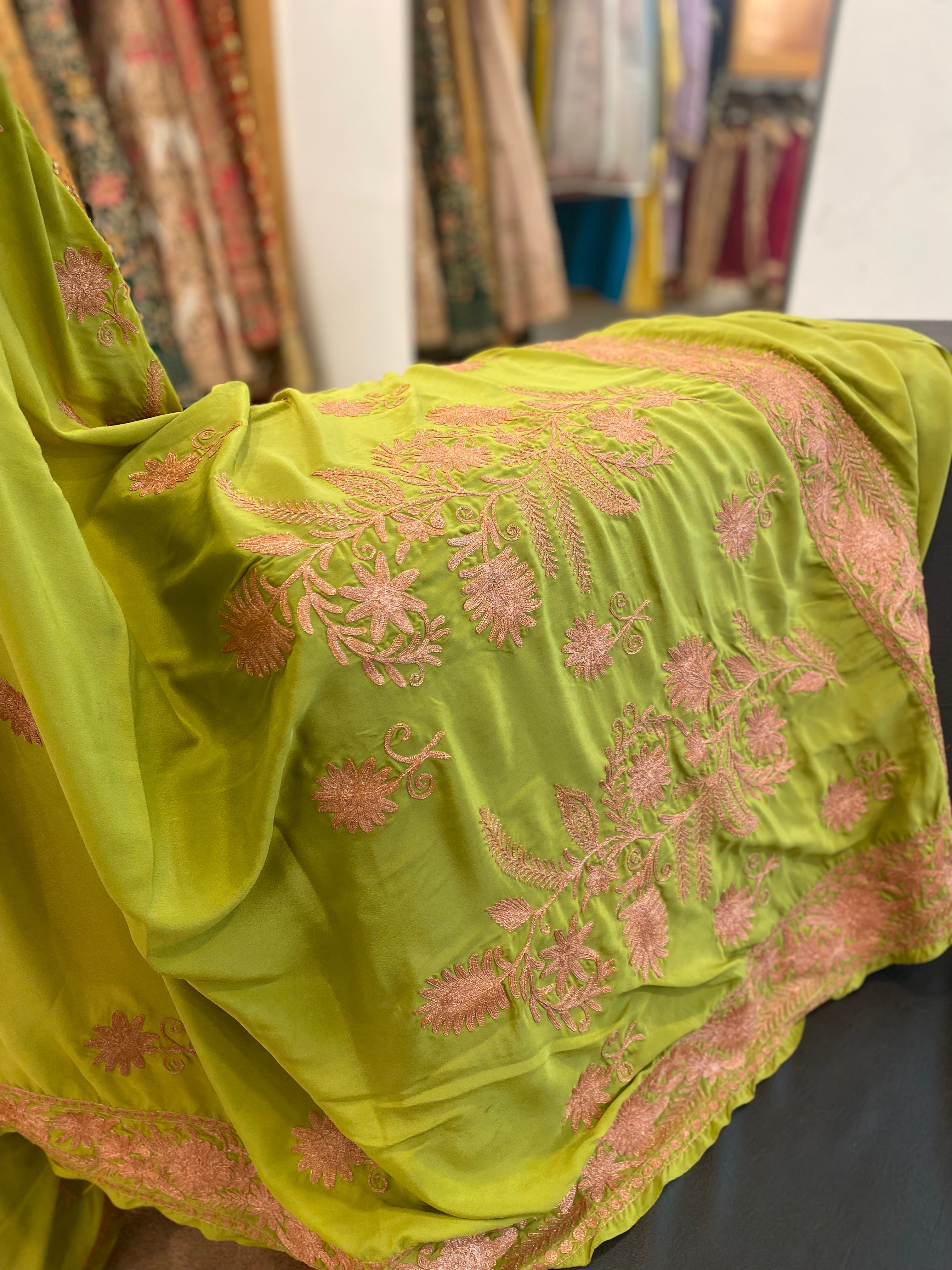Kashmiri embroidered saree SR017