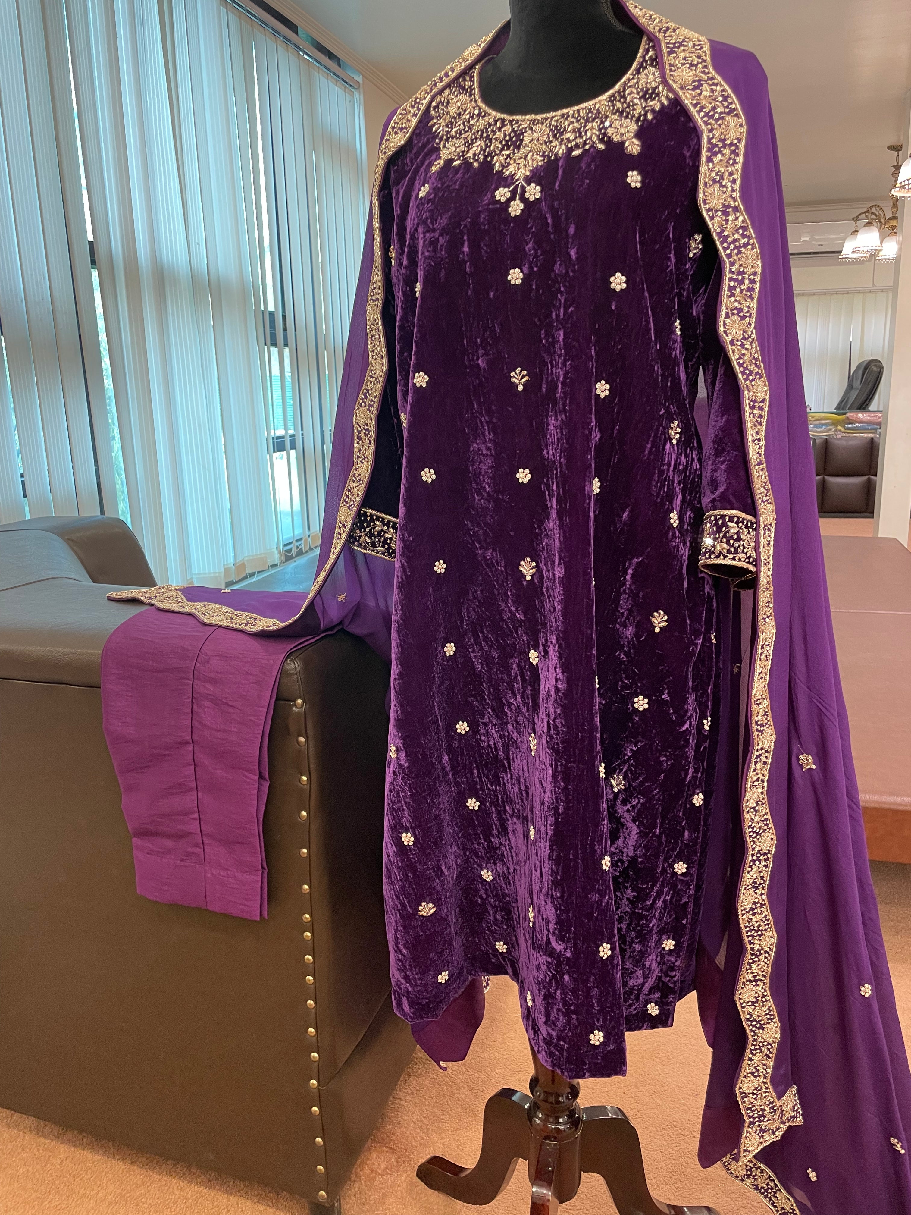 Velvet embroidered 3 piece kurta set