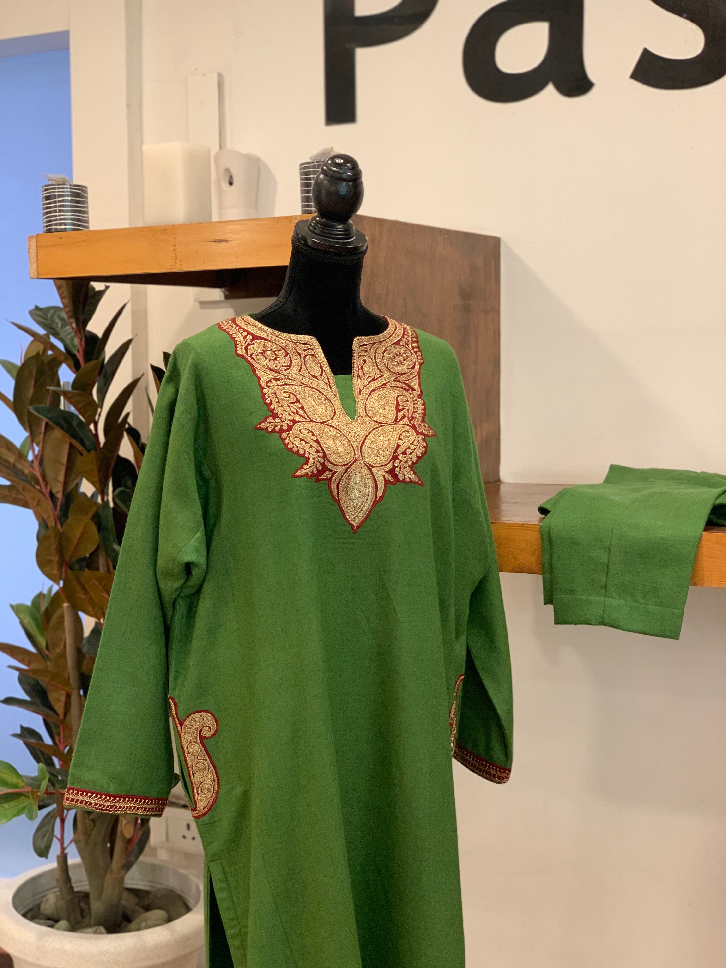 Pure pashmina and pure wool blend Pheran set 2pc with hand Tilla