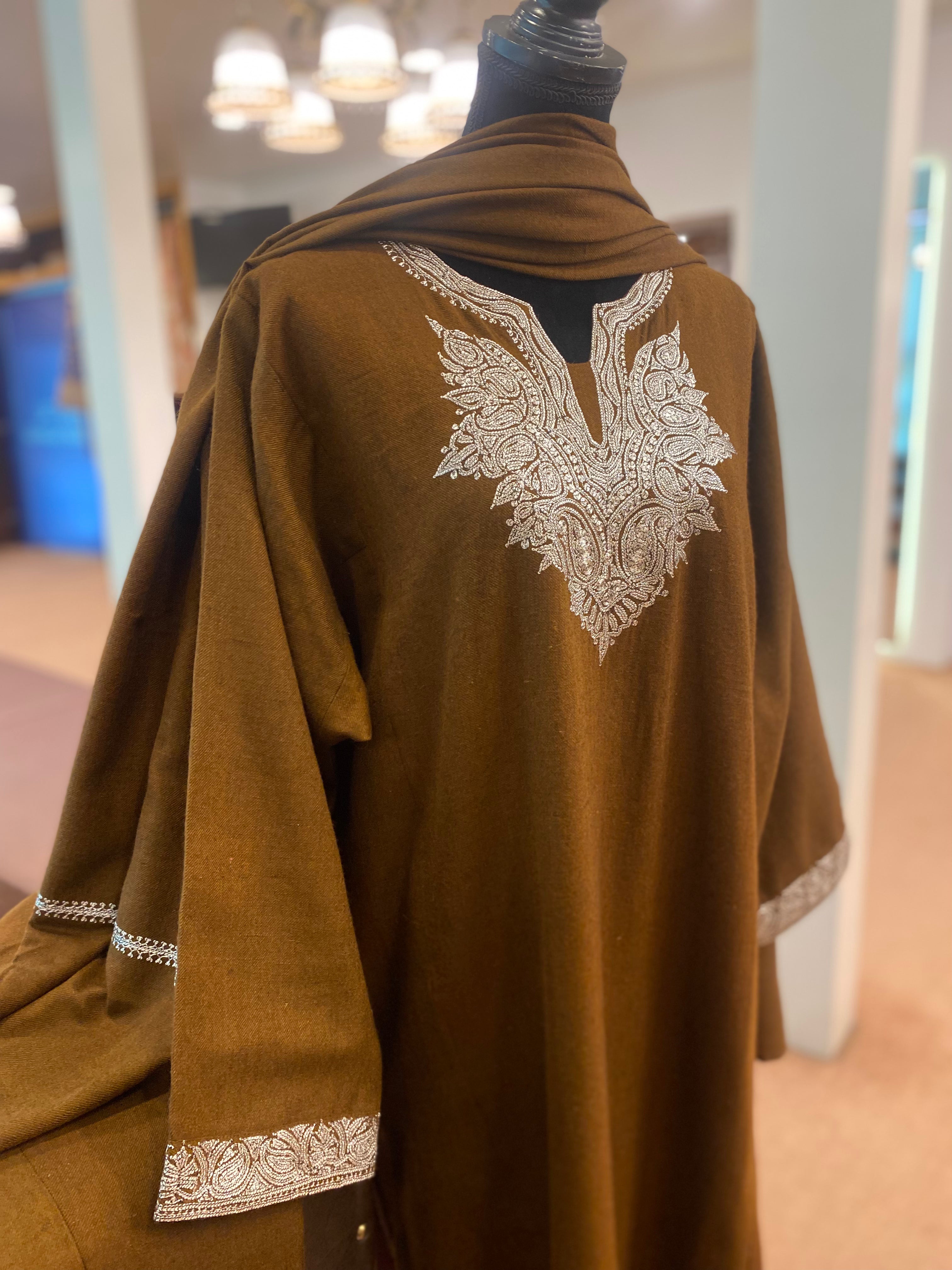 Pure pashmina and pure wool blend pheran set 3pc stitched