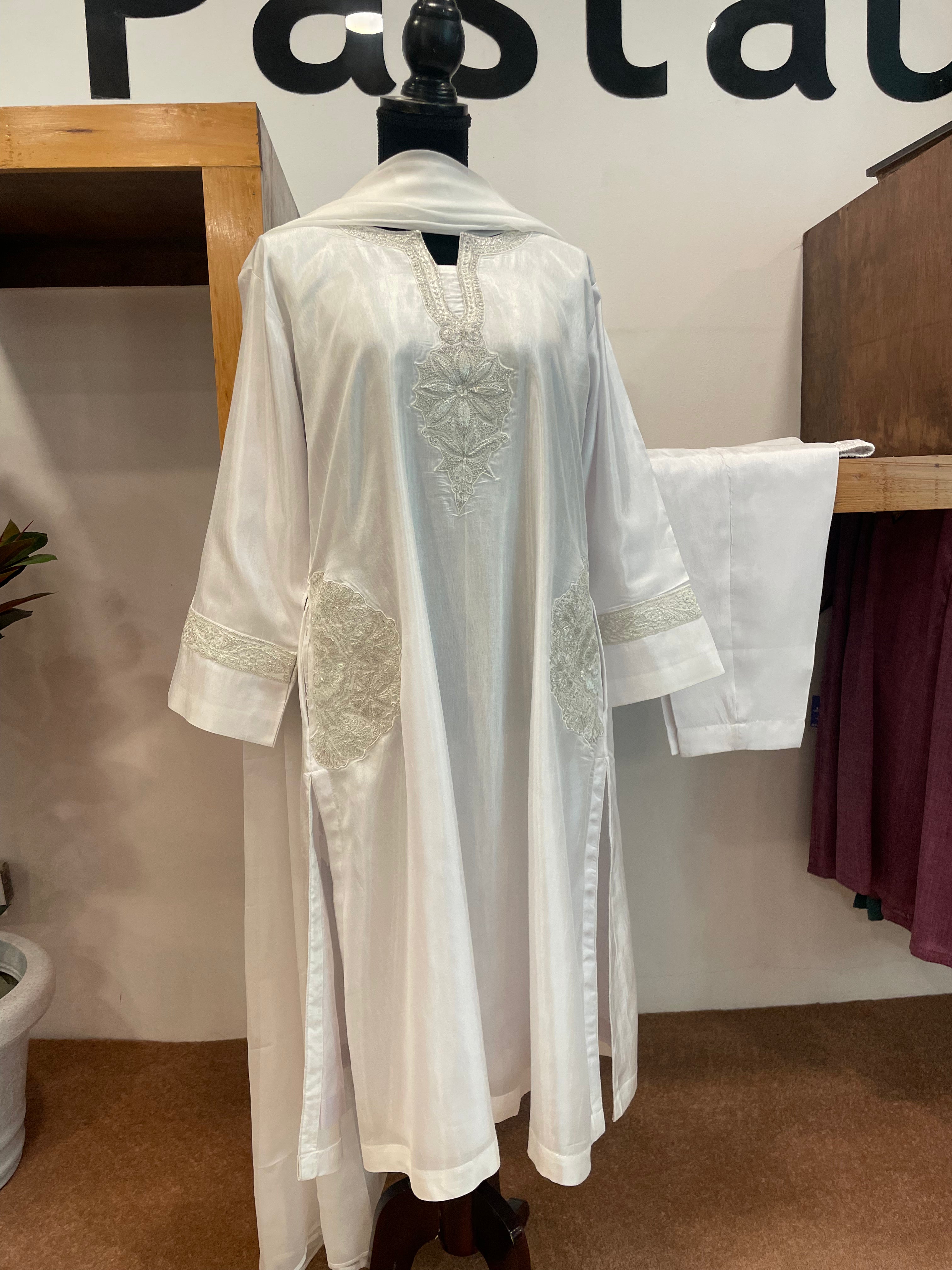 Tilla Kurta set 3pc stitched MTKS089