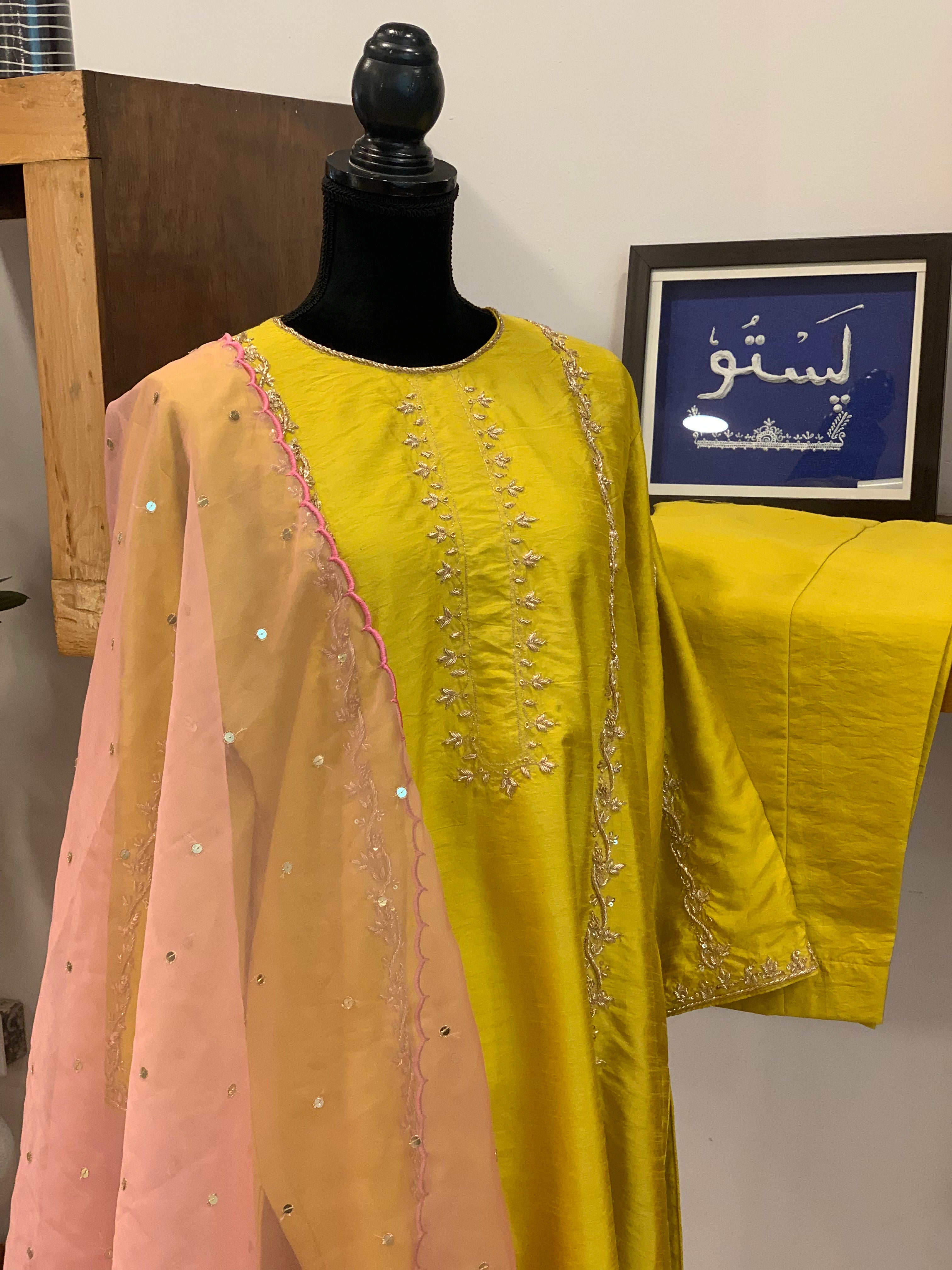 Hand embroidered Suit 3pc stitched