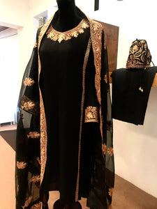 Kashmiri Tilla crepe dress 3pc stitched
