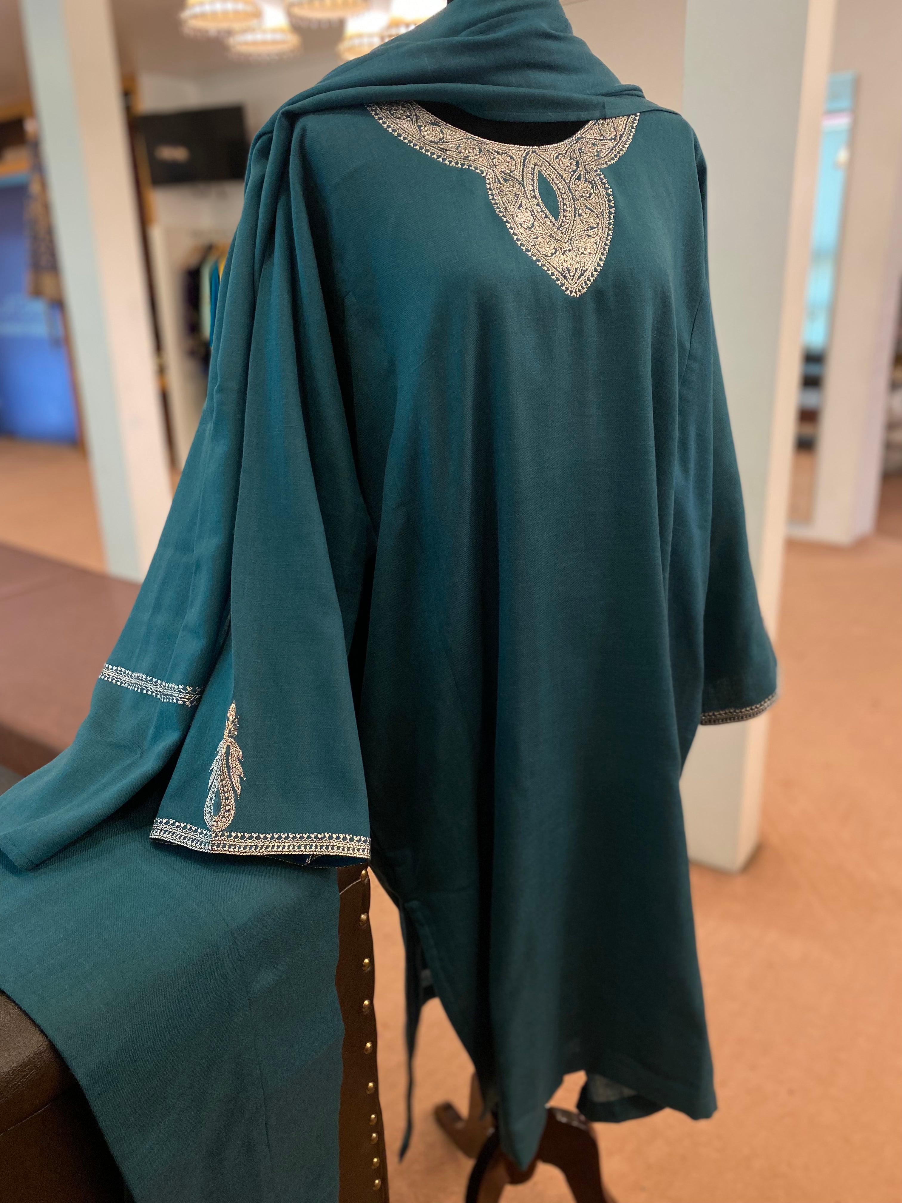 Pure pashmina blend hand tilla pheran set 3pc stitched