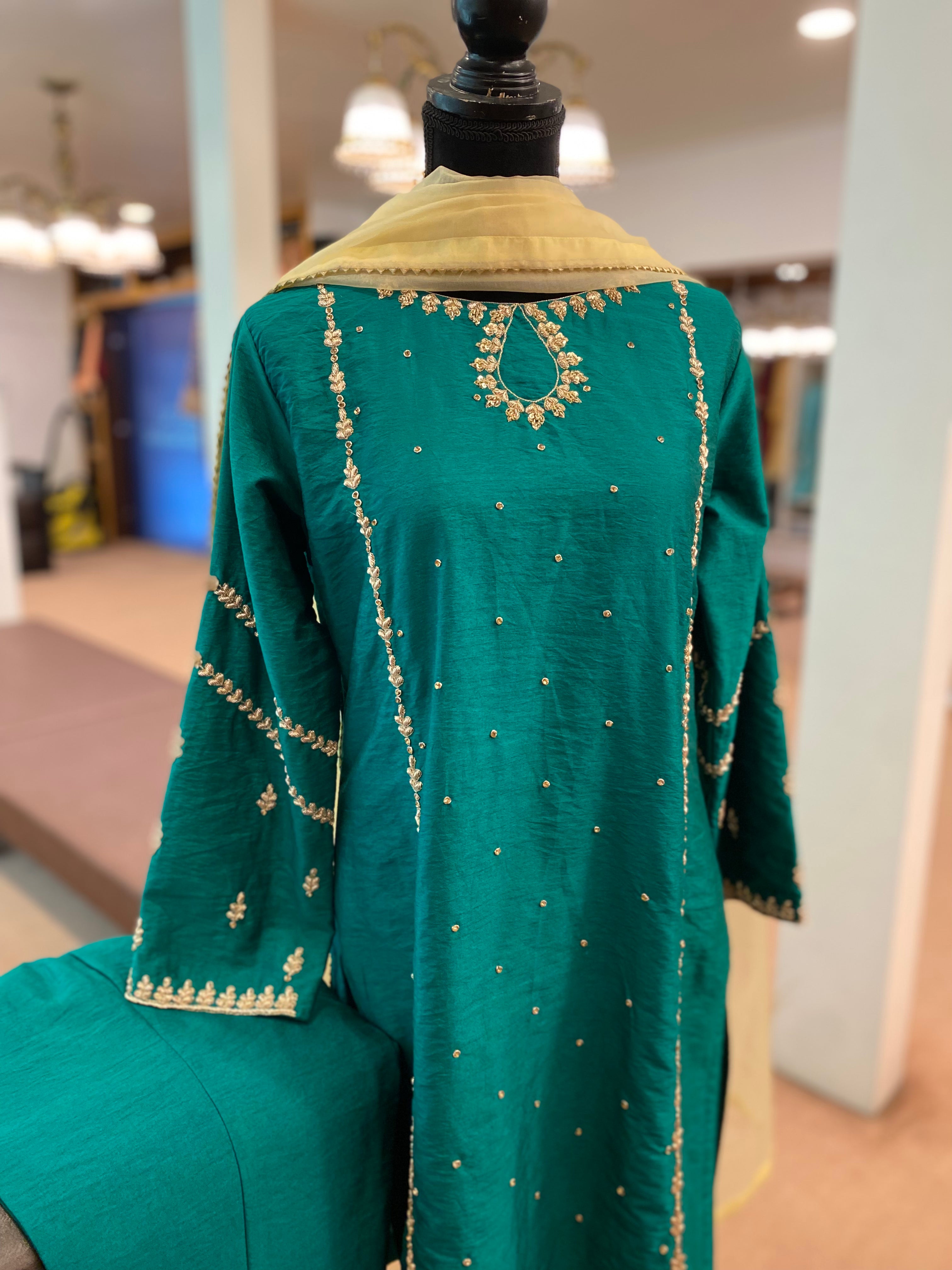 Hand embroidered suit 3pc stitched