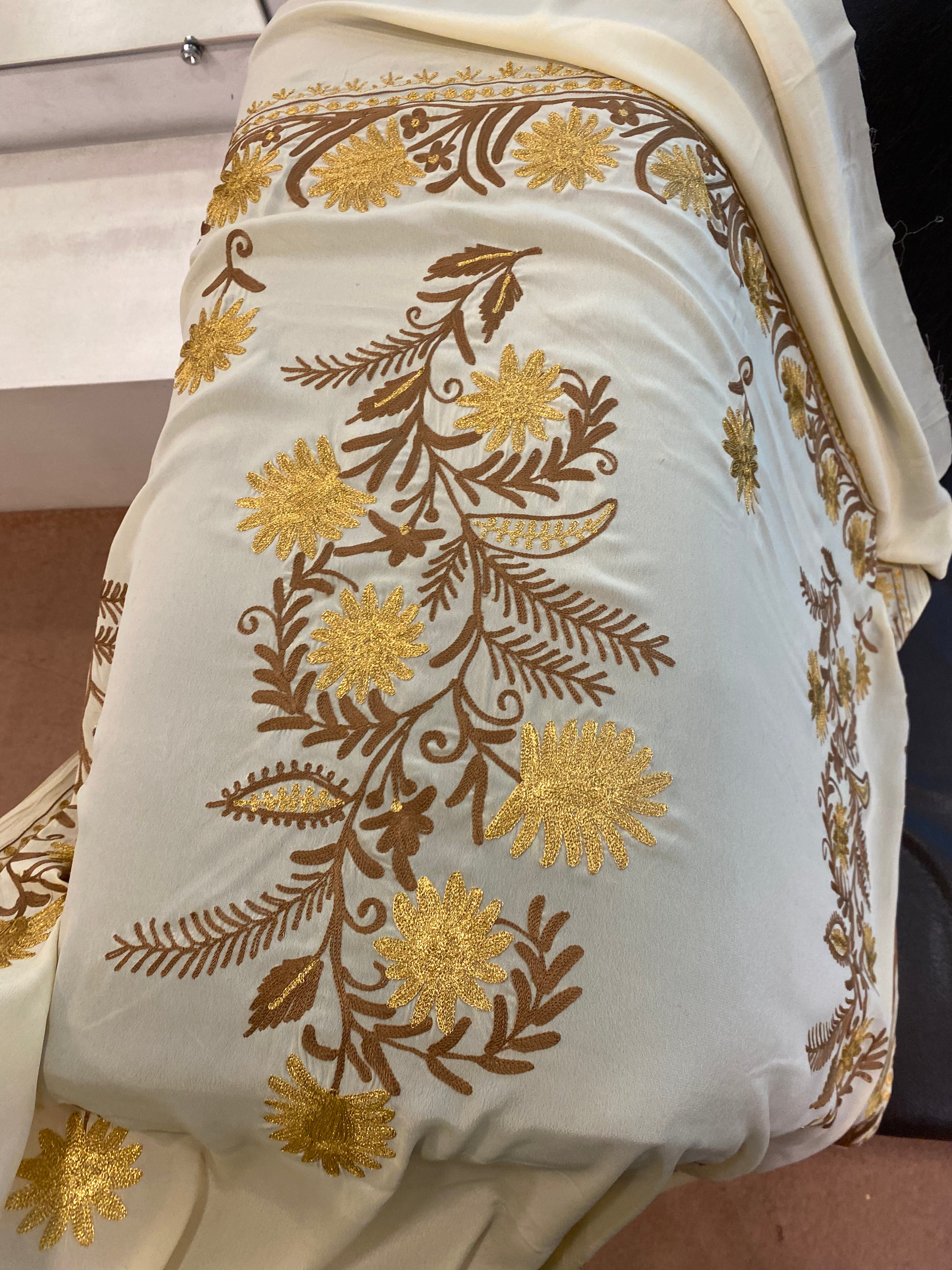 Kashmiri embroidery crepe saree SR008