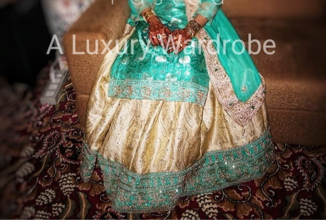 Handembroidered Bridal ensemble - Pastau