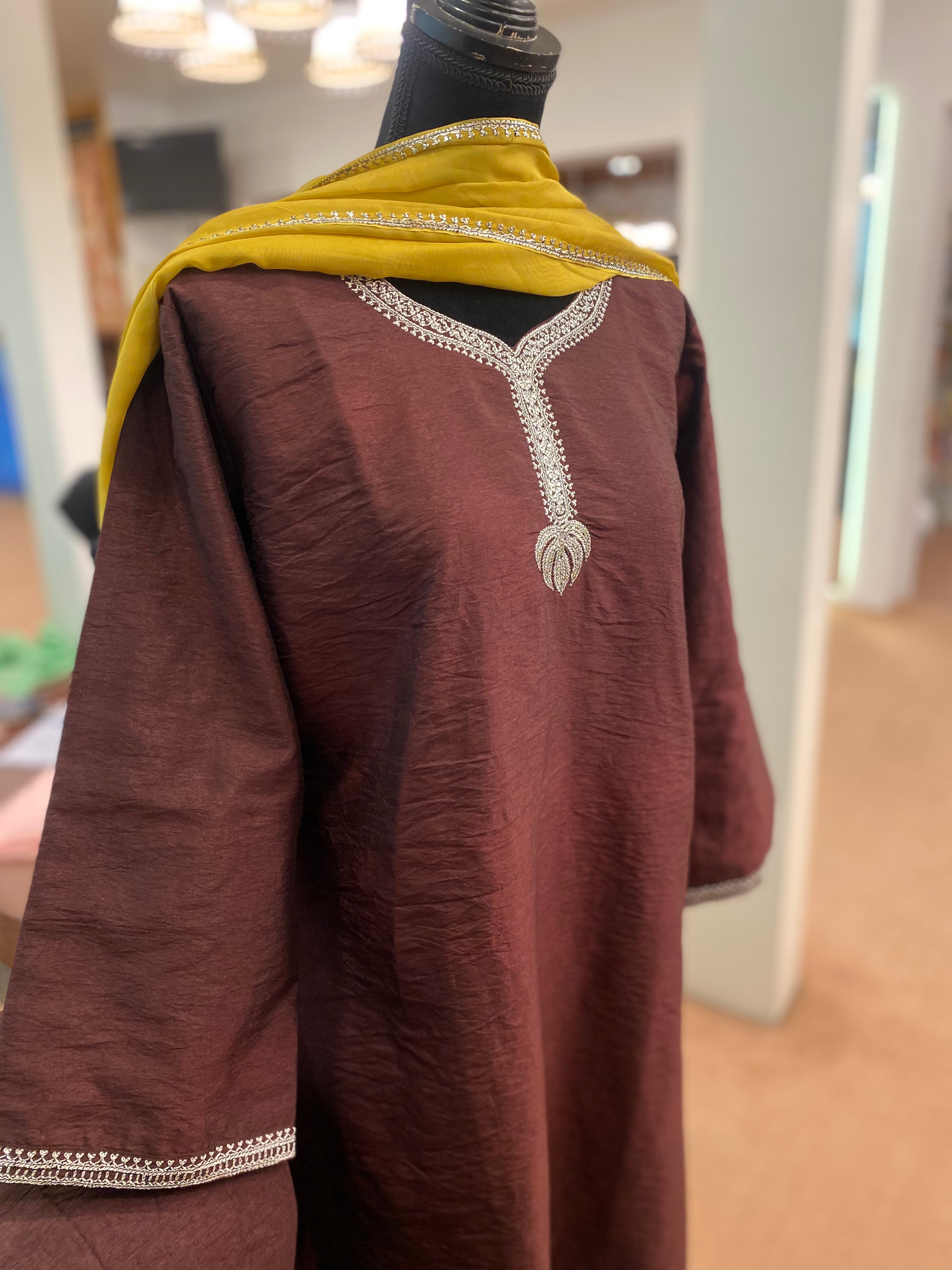 Raw silk hand Tilla suit 3pc stitched