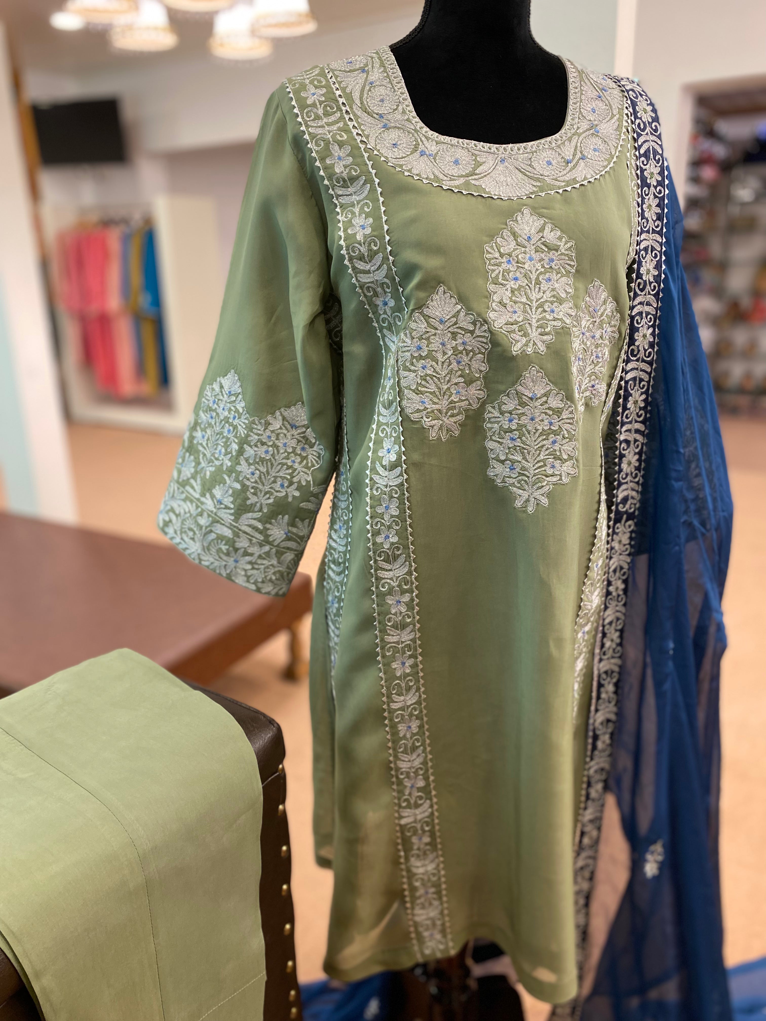 Embroidered Kurta set 3pc stitched