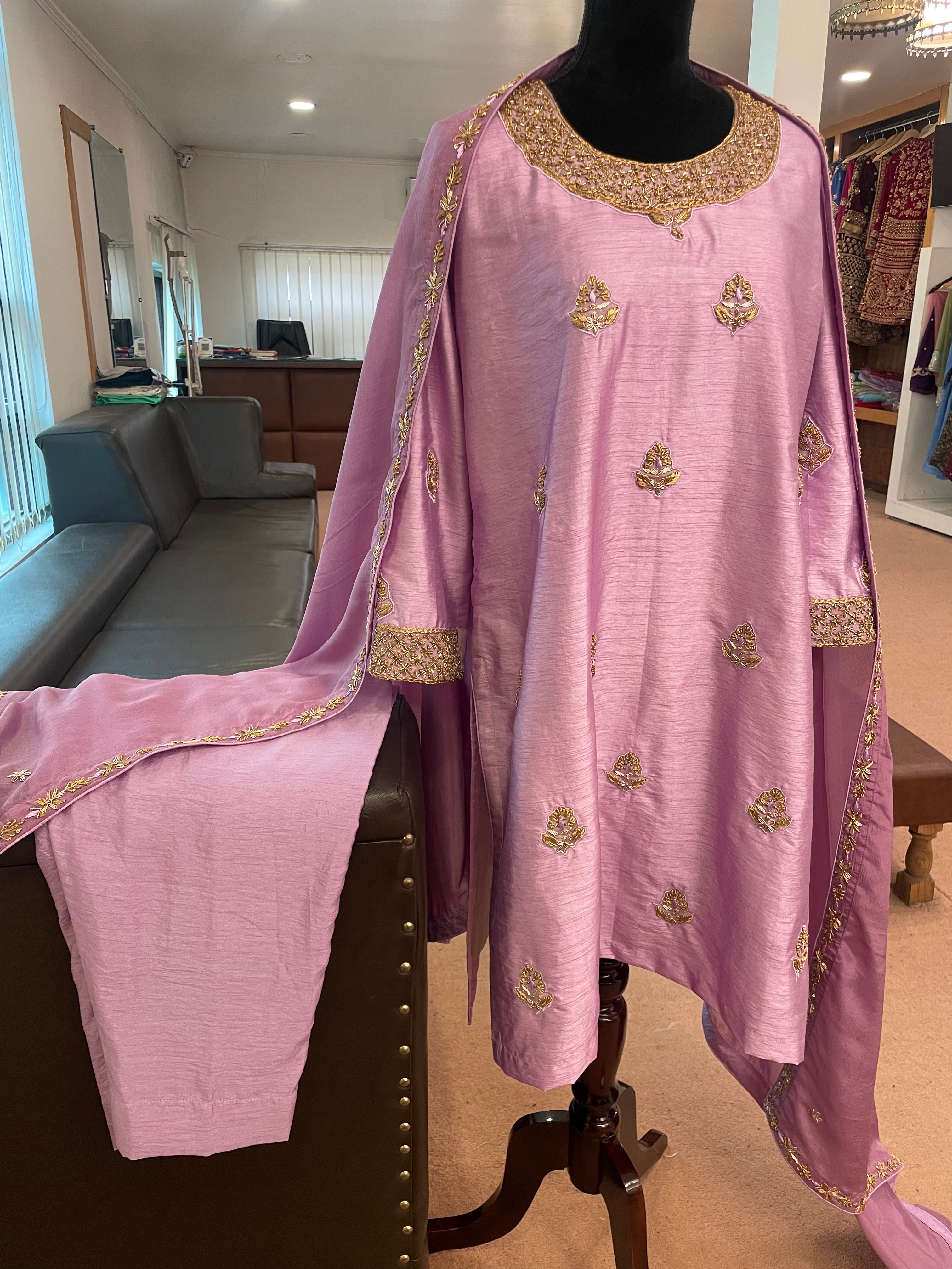 Hand embroidered Lilac suit 3pc stitched