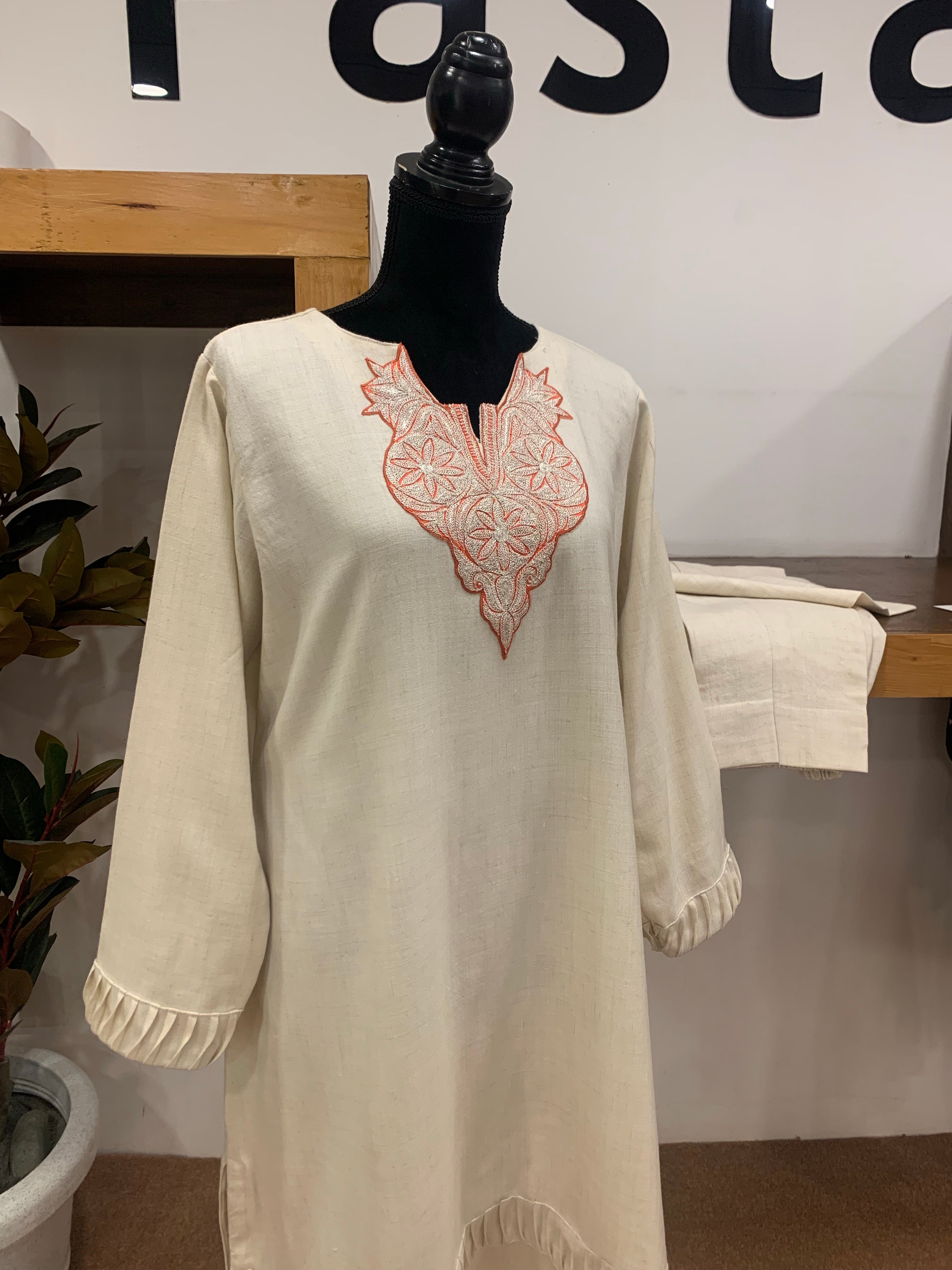 Pure pashmina and pure wool blend kurta set 2pc with hand Tilla PWB085