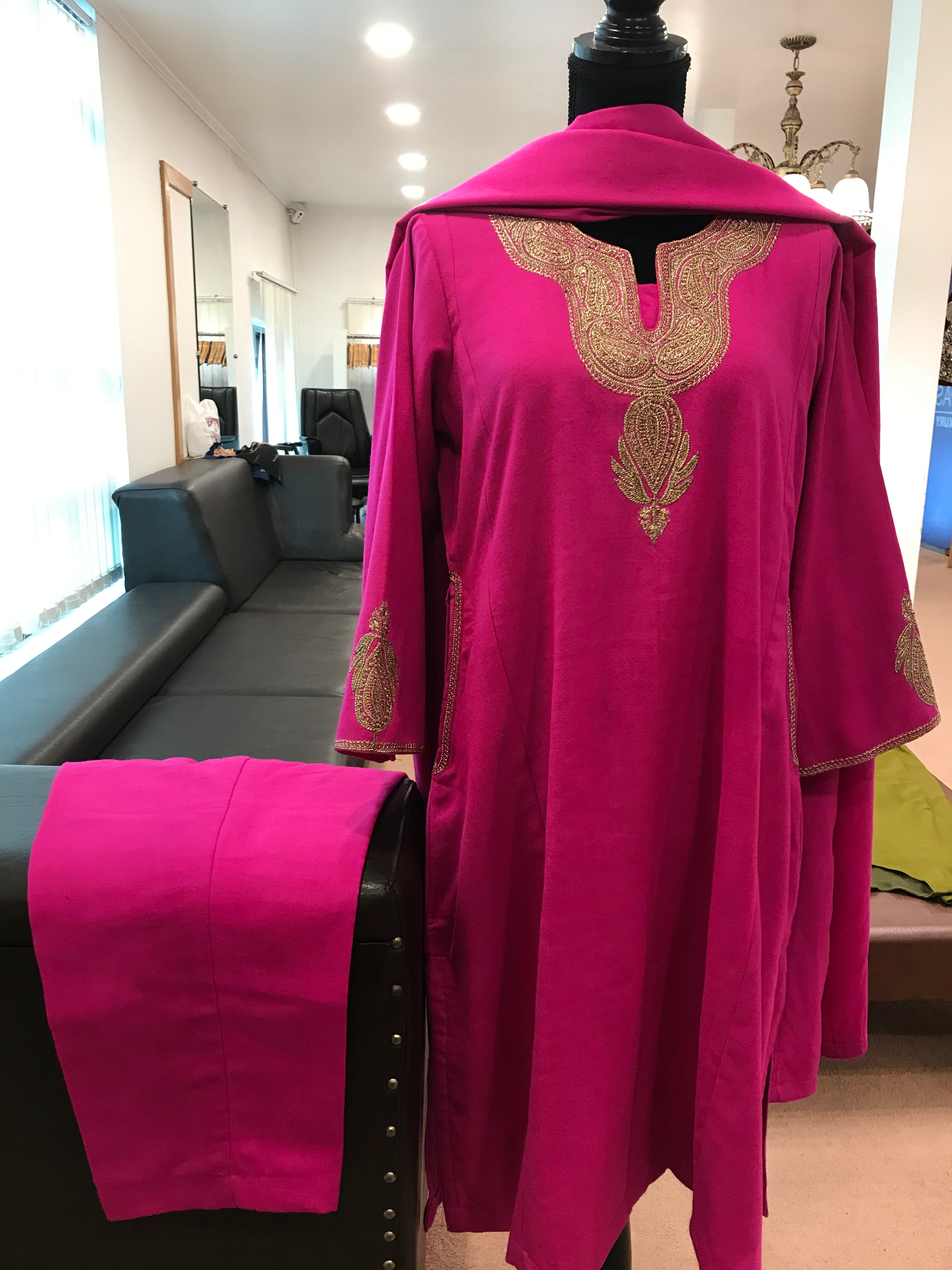 Pure pashmina and pure wool blend pheran set 3pc stitched.