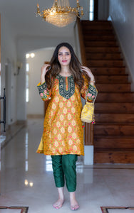 Handembroidered kimkhab pheran with pure silk pants
