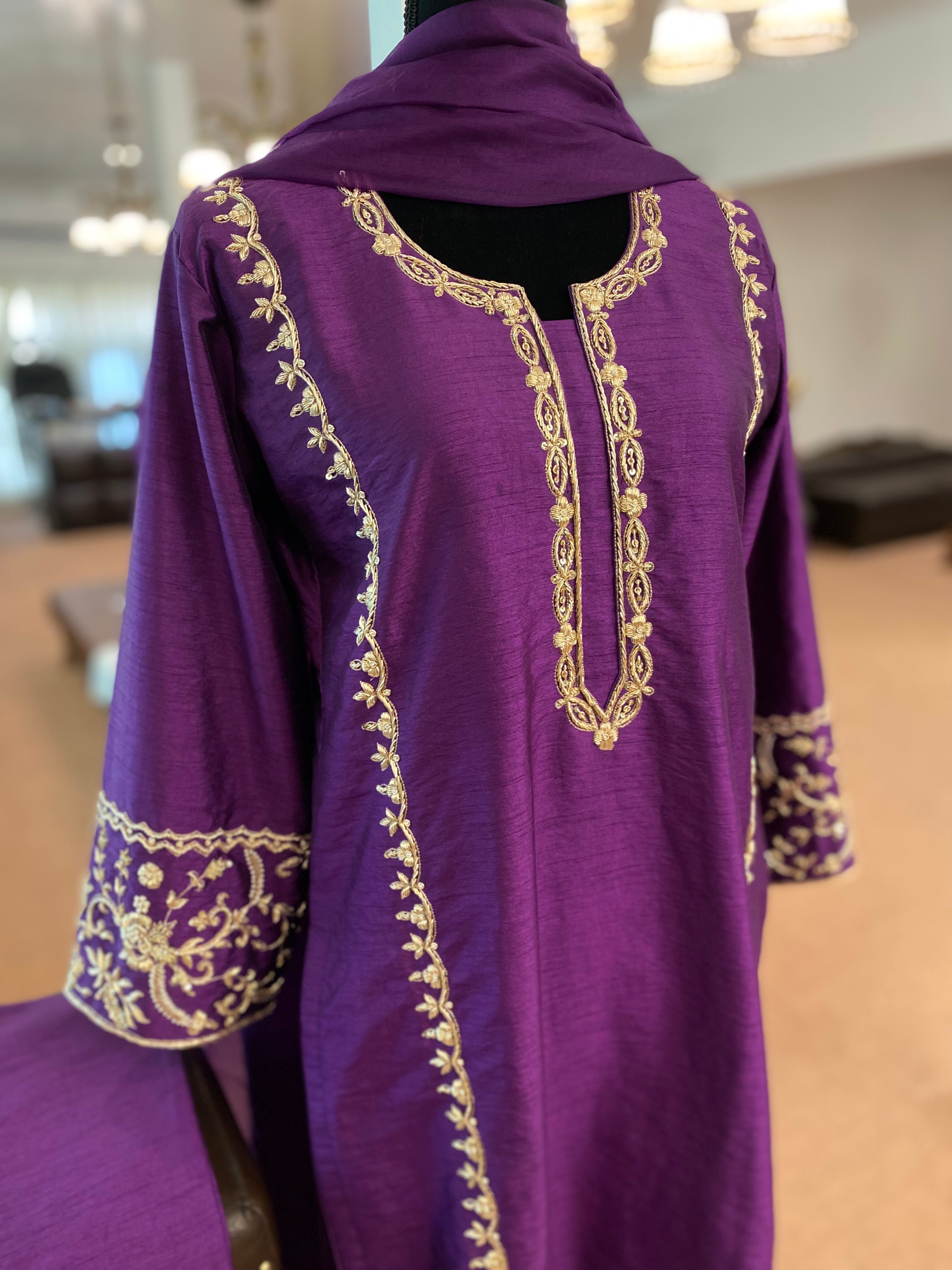 Hand embroidered Dress stitched 3pc