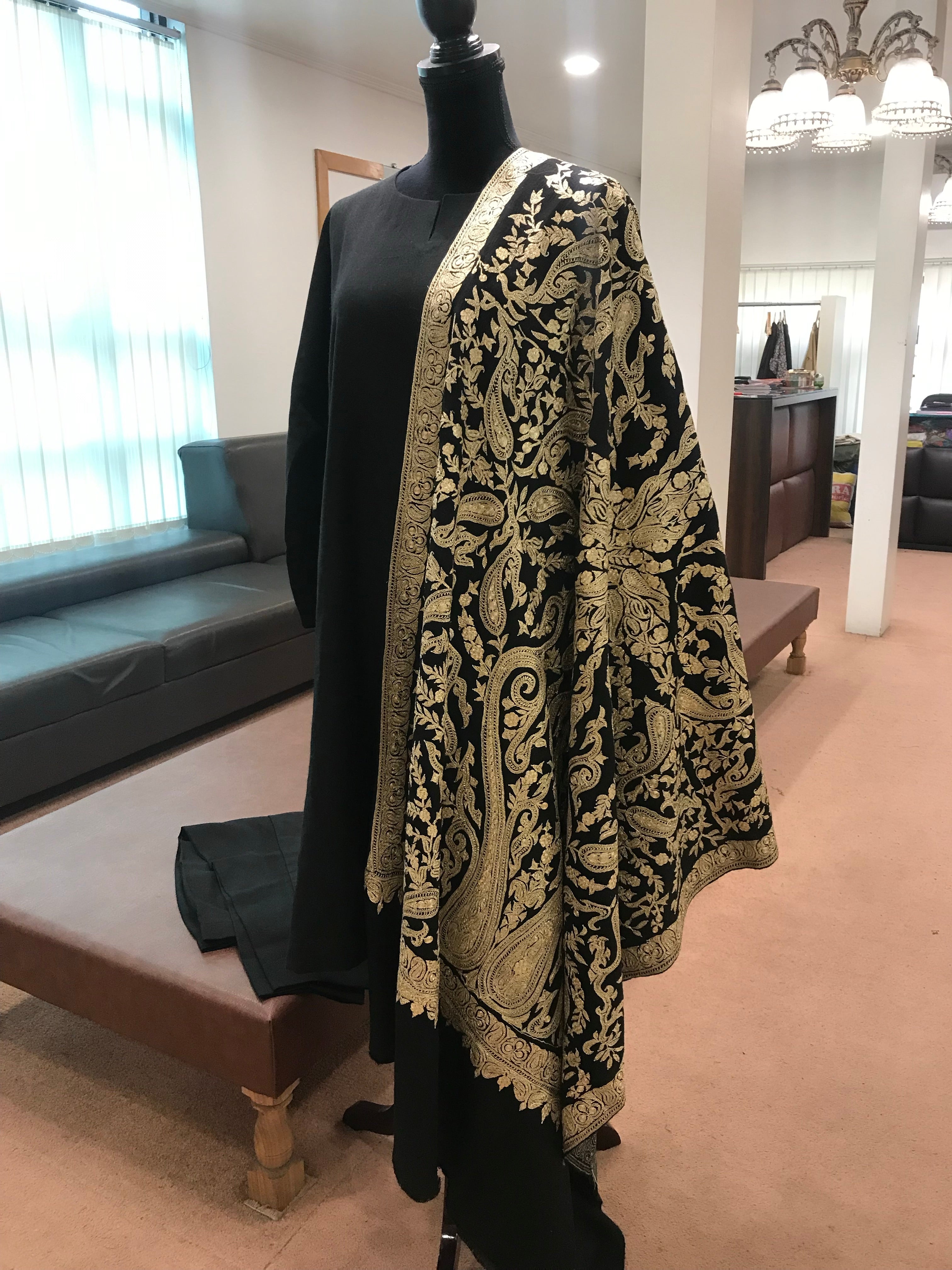 Purepashmina with purewool blend pheran set